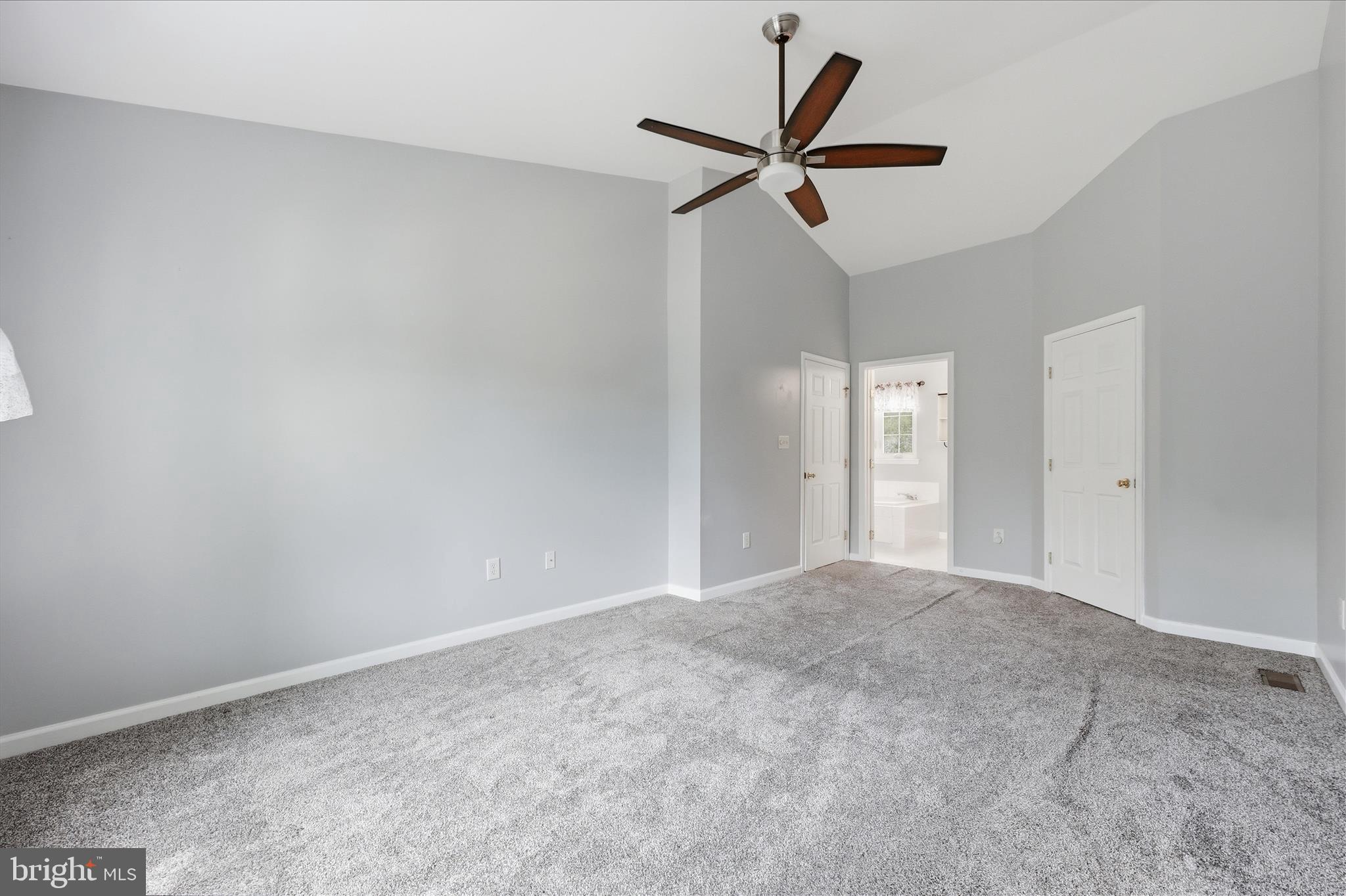 WELLINGTON TRACE - Residential