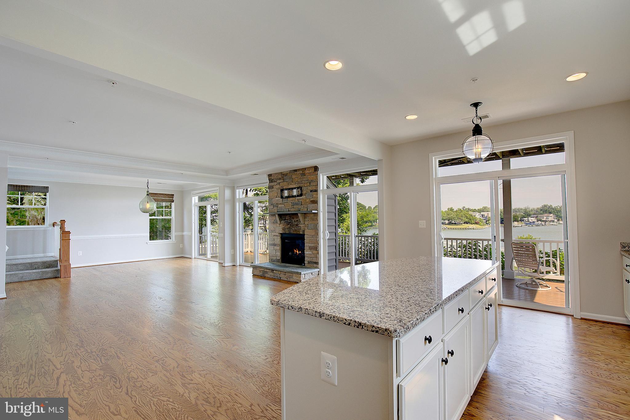 SHOREHAM BEACH - Residential