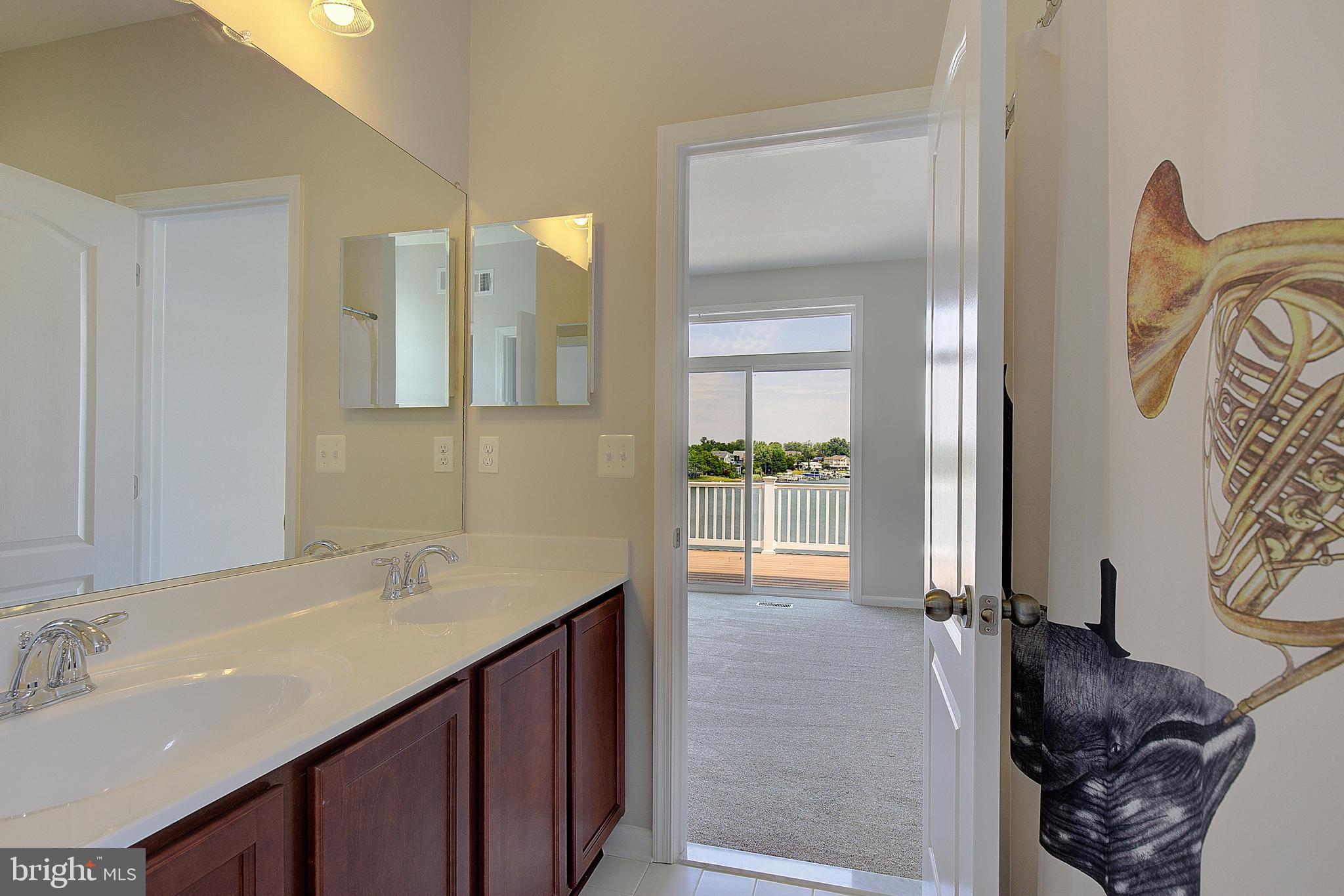 SHOREHAM BEACH - Residential
