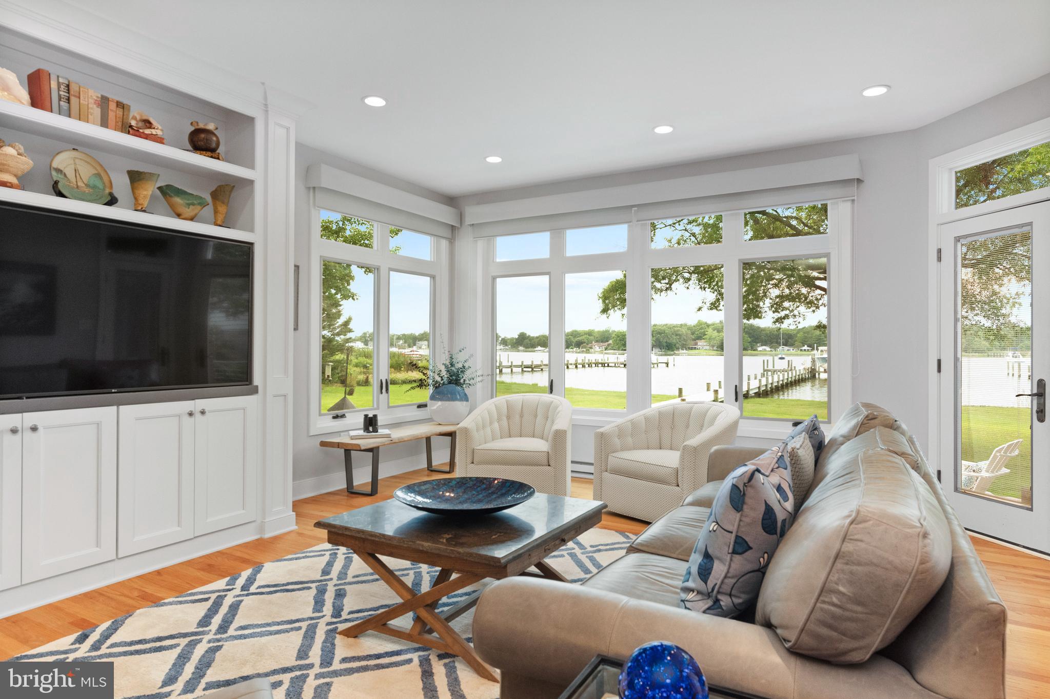 ARUNDEL ON THE BAY - Residential