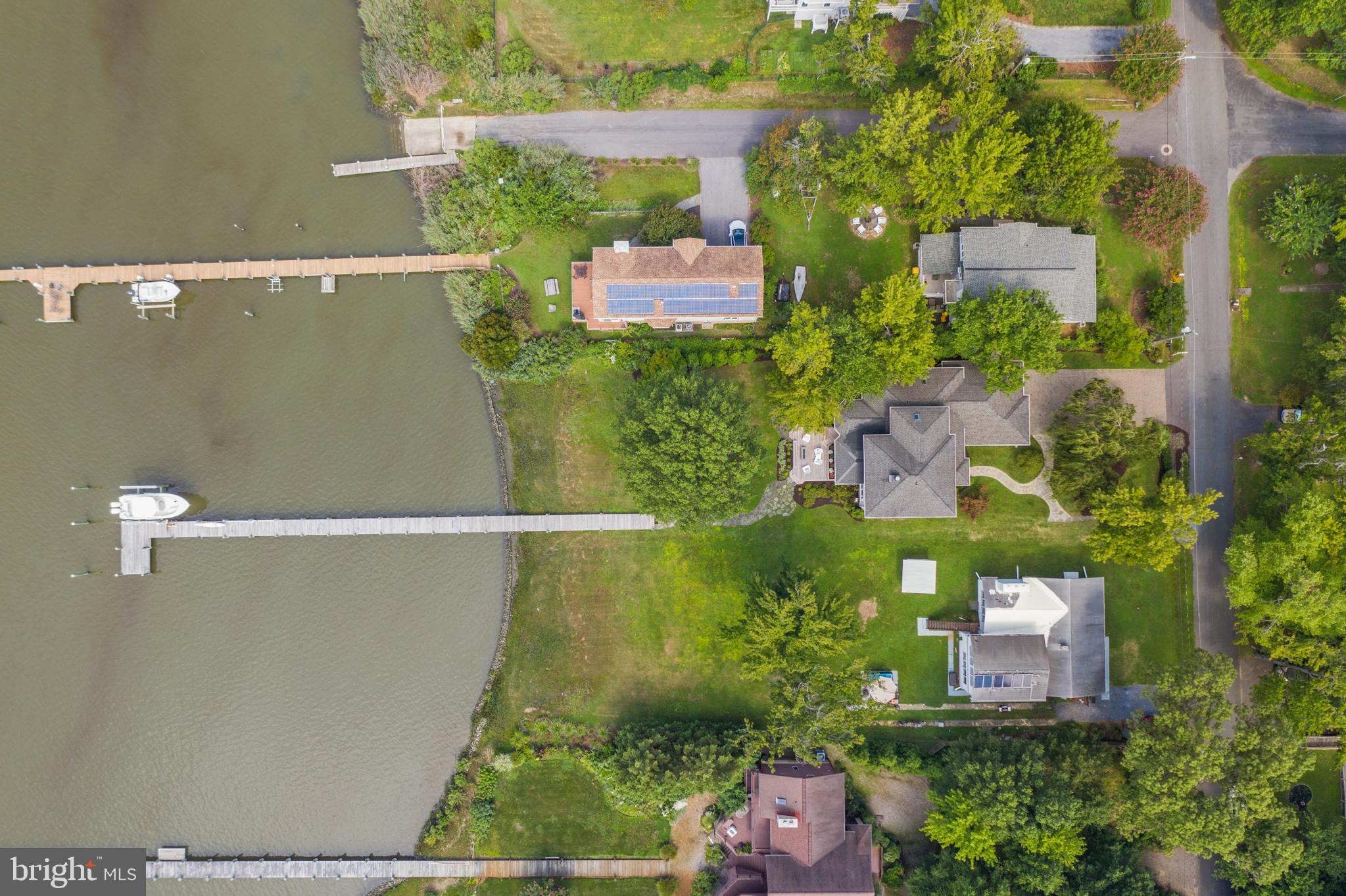 ARUNDEL ON THE BAY - Residential