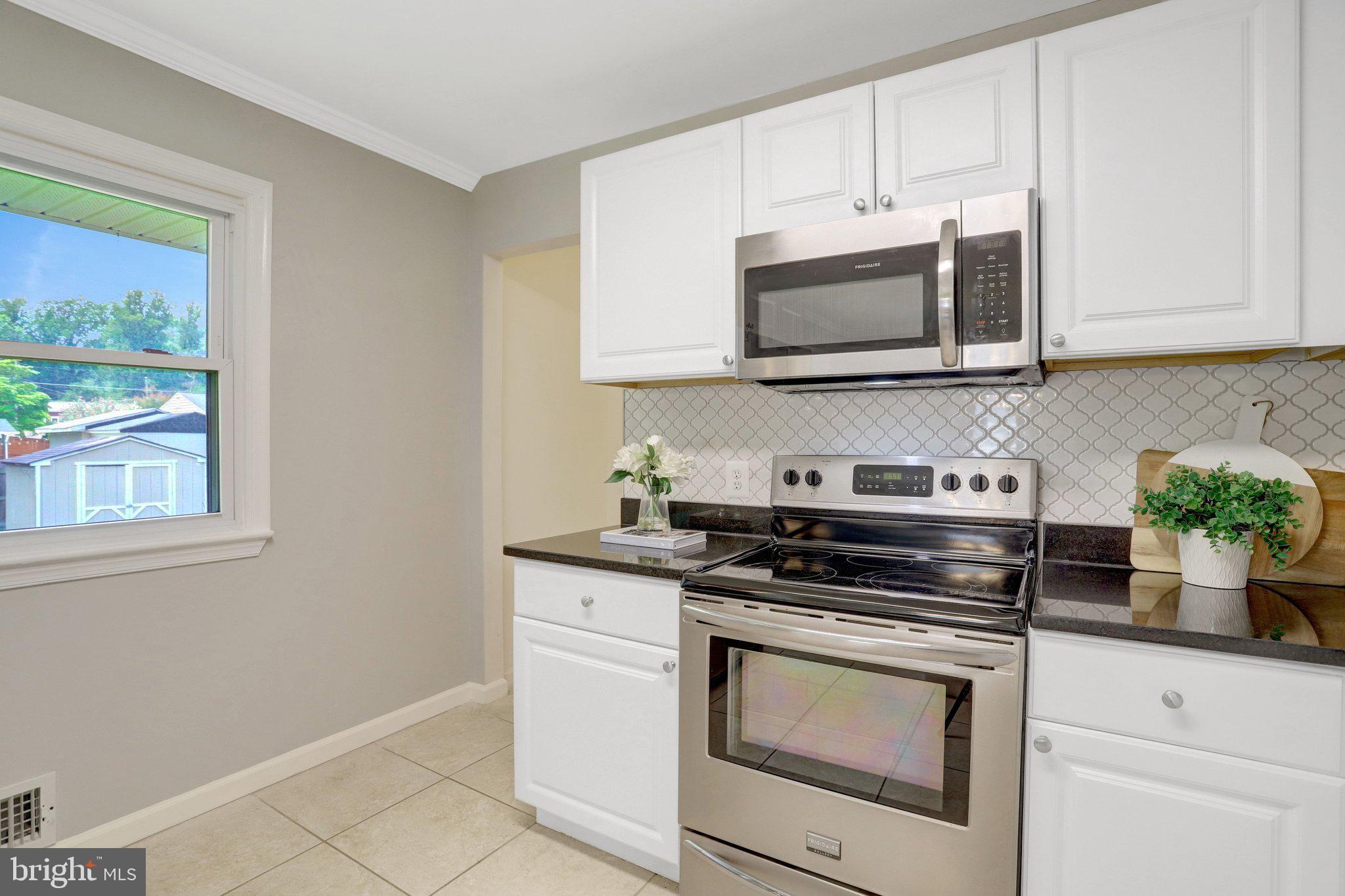 POHICK ESTATES - Residential