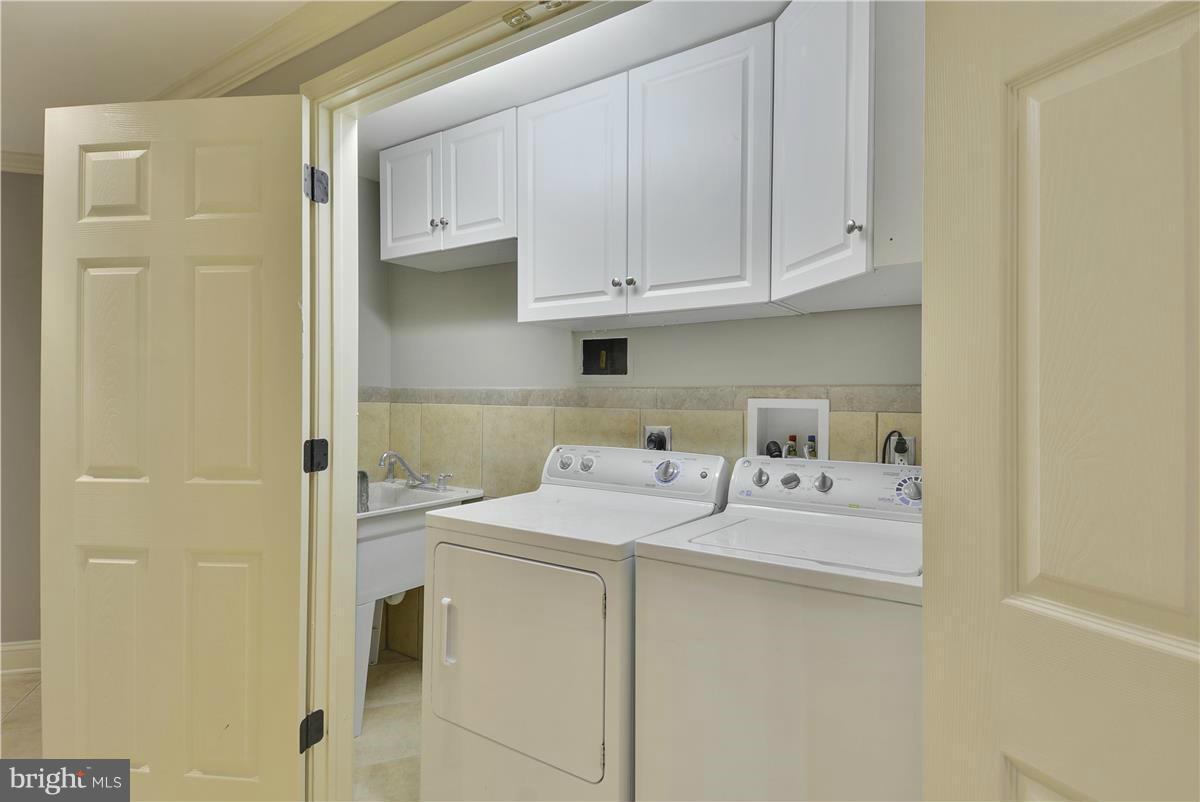 KENSINGTON TERRACE - Residential
