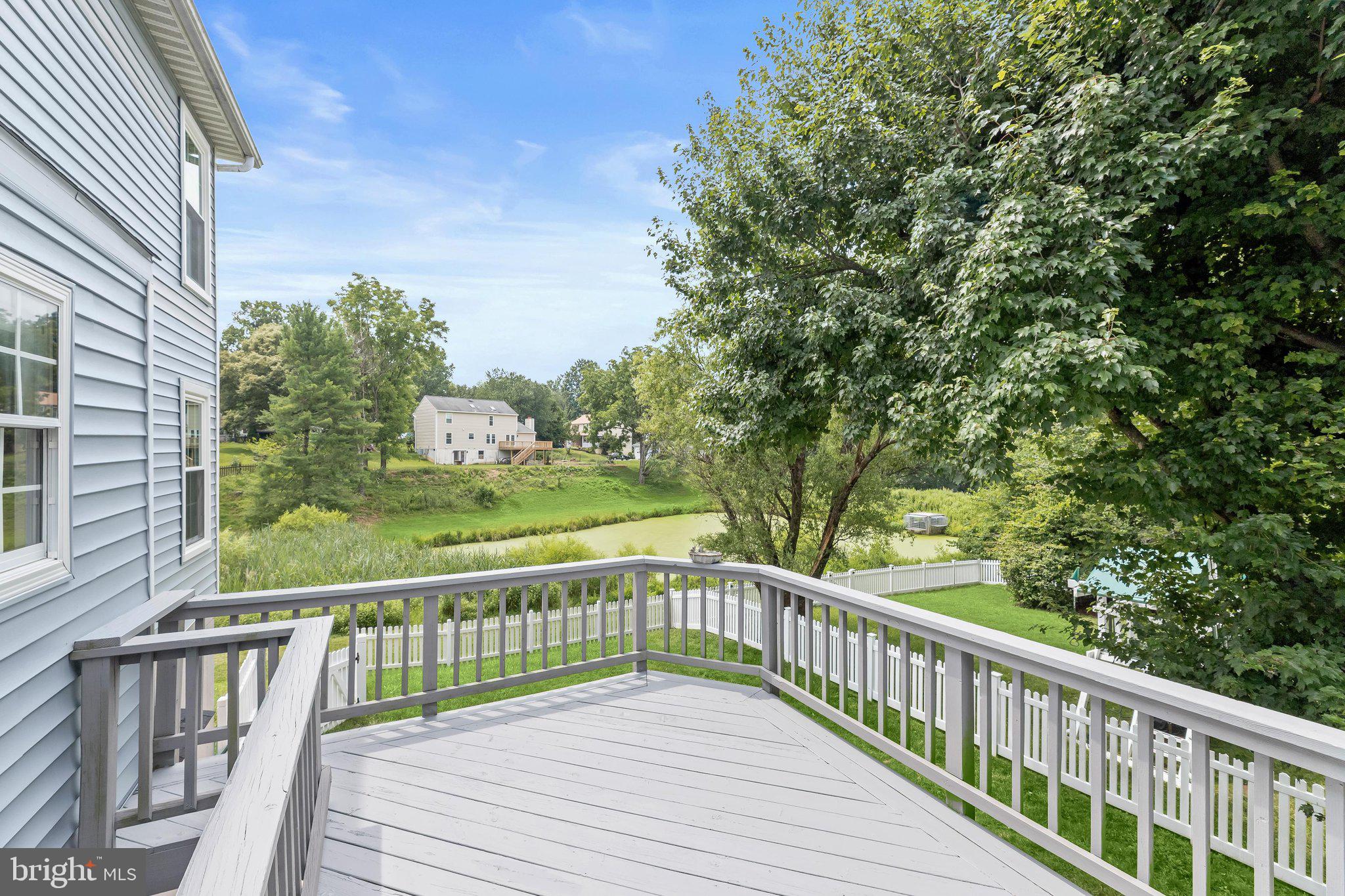 LONG MEADOW - Residential