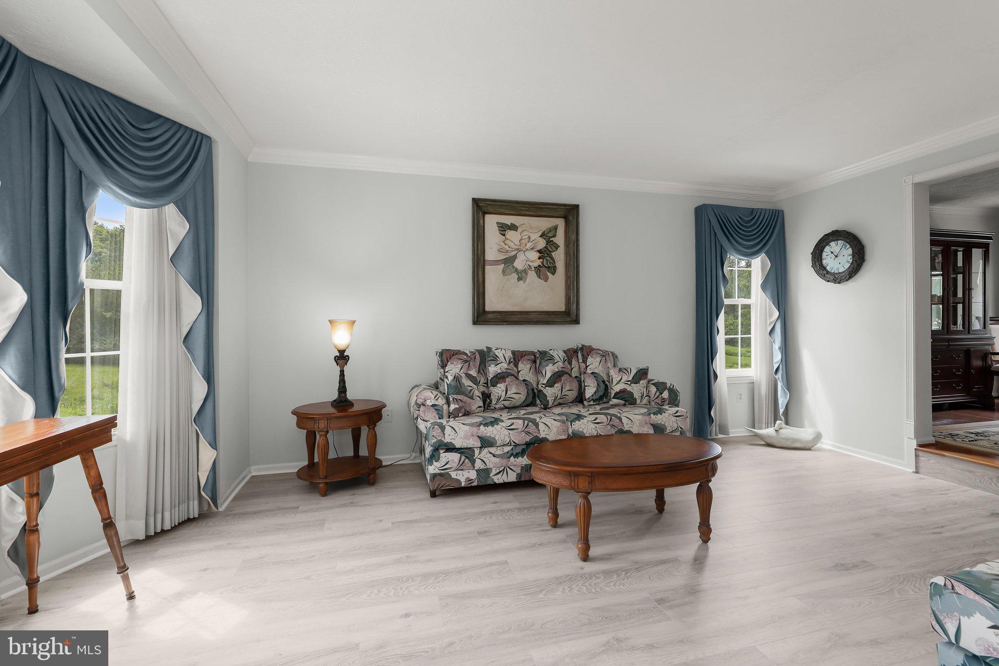 LONG MEADOW - Residential