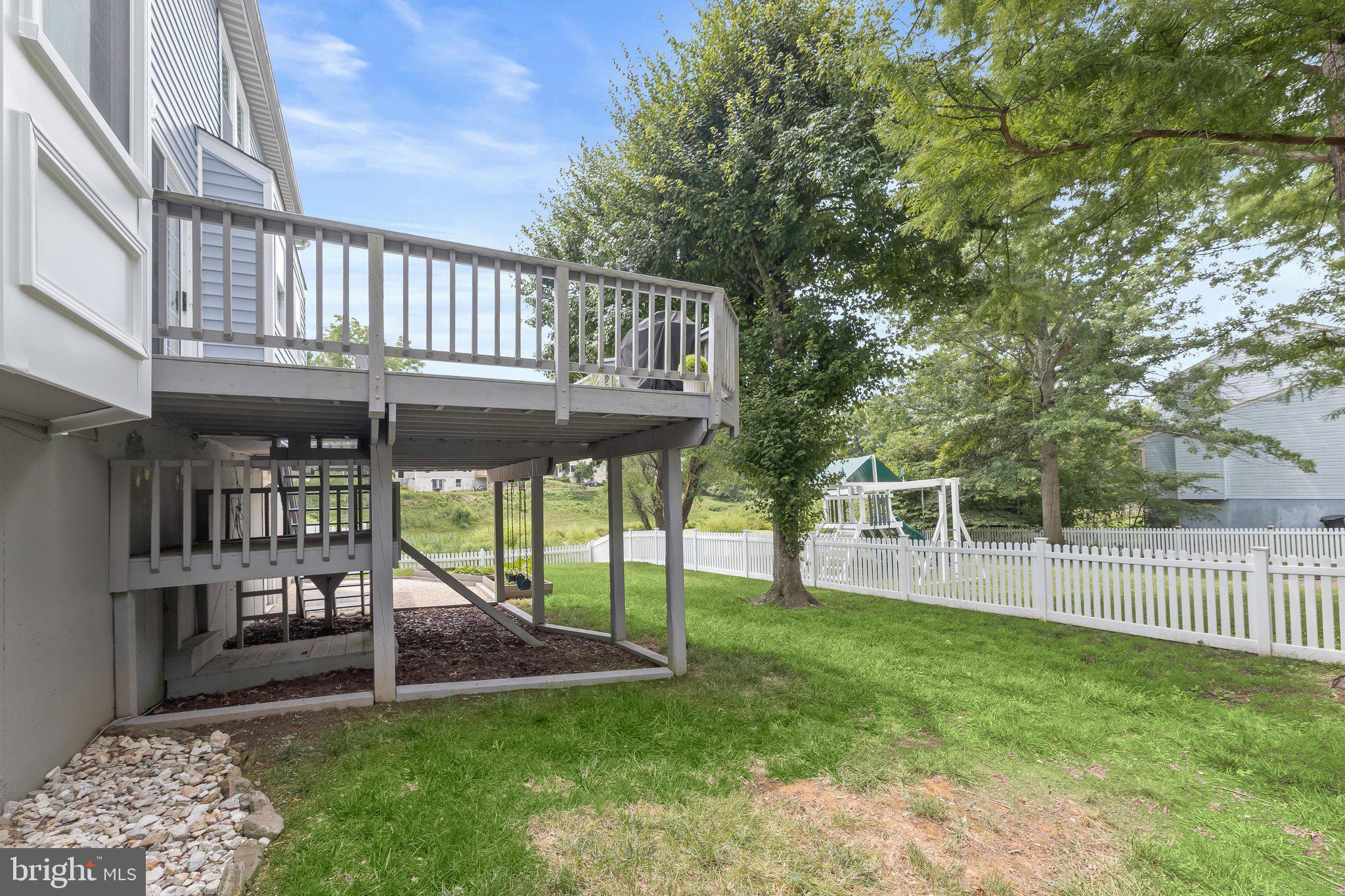 LONG MEADOW - Residential