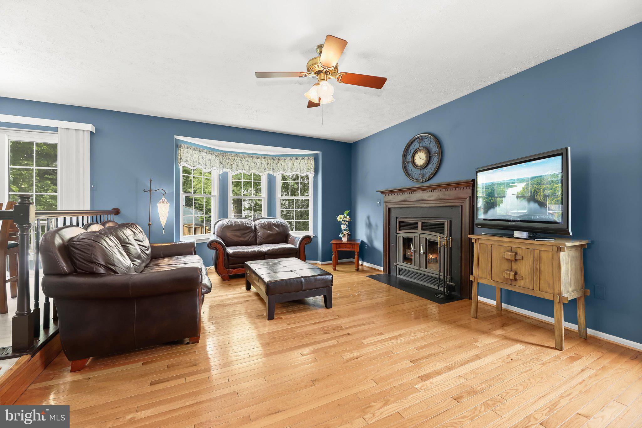 LONG MEADOW - Residential