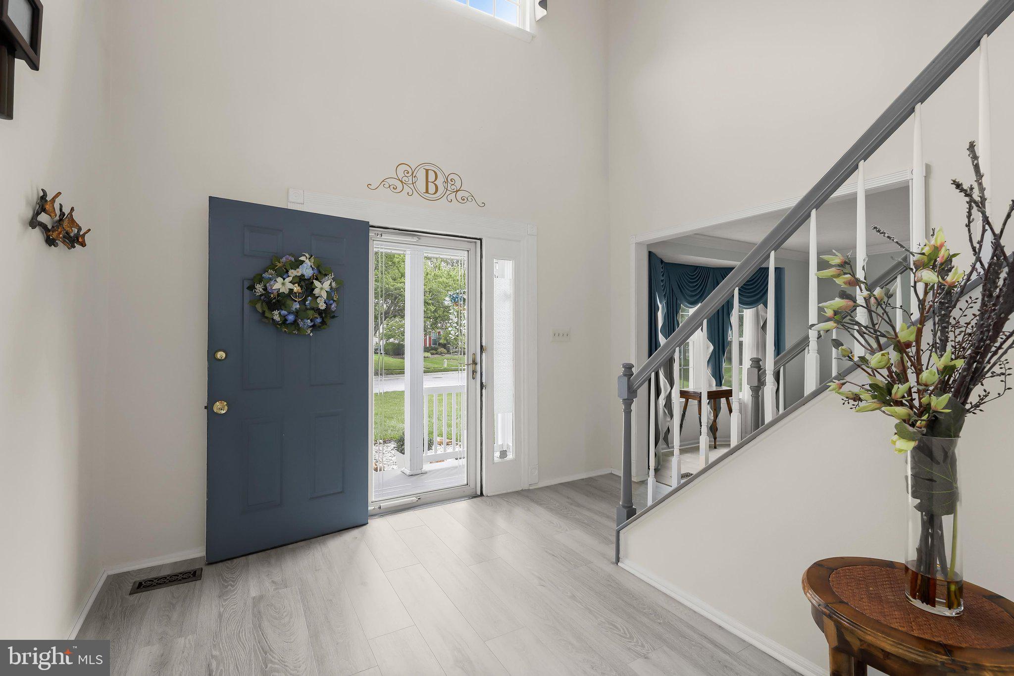 LONG MEADOW - Residential