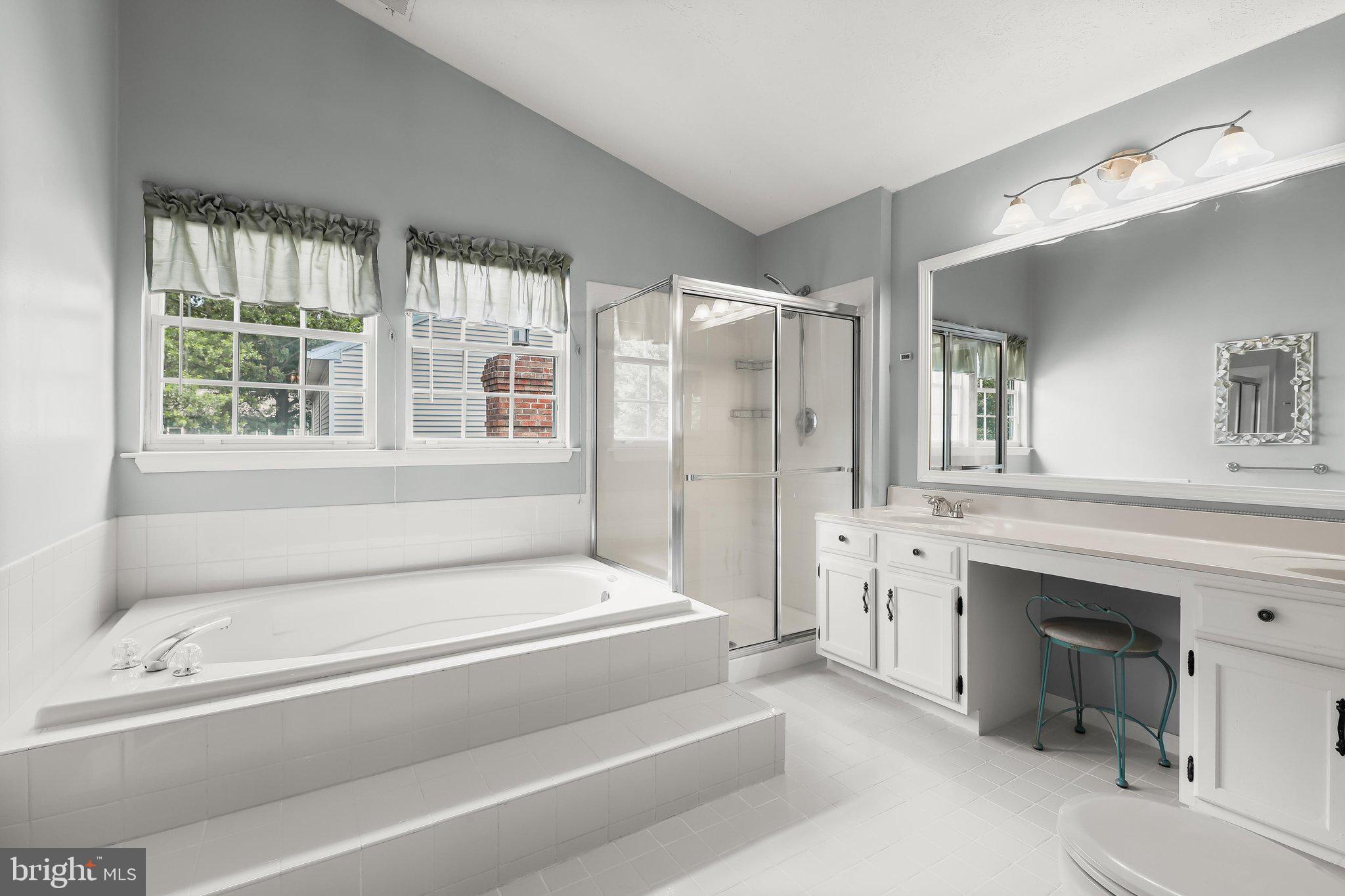 LONG MEADOW - Residential