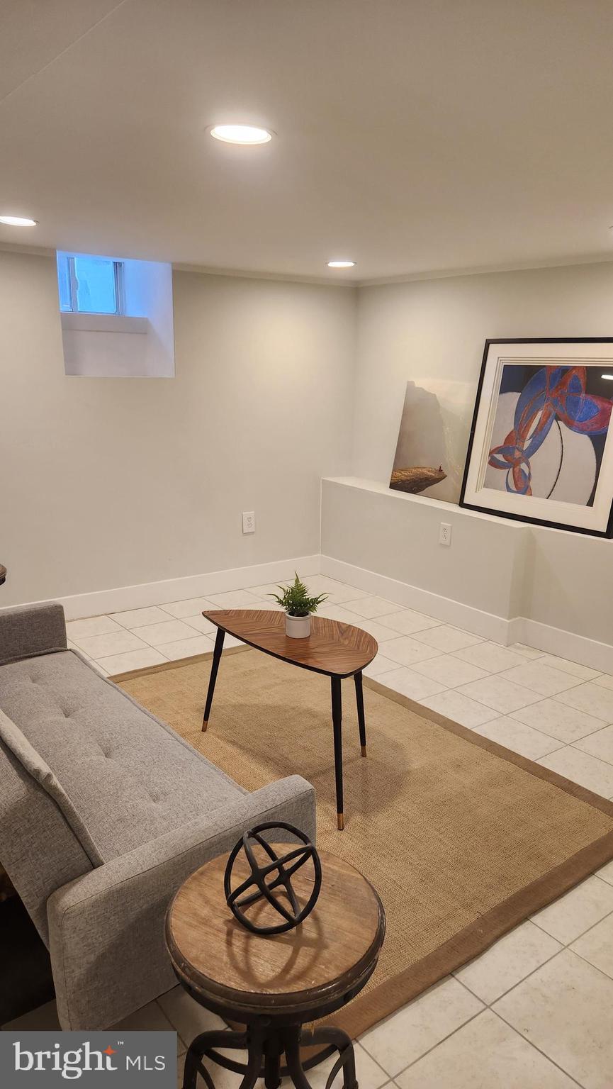 NORRIS SQUARE - Residential
