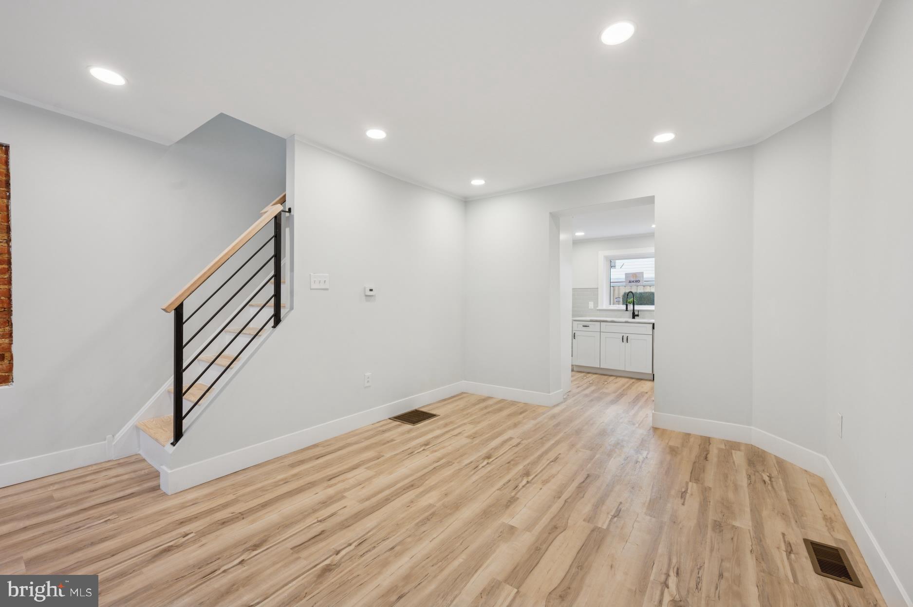 NORRIS SQUARE - Residential