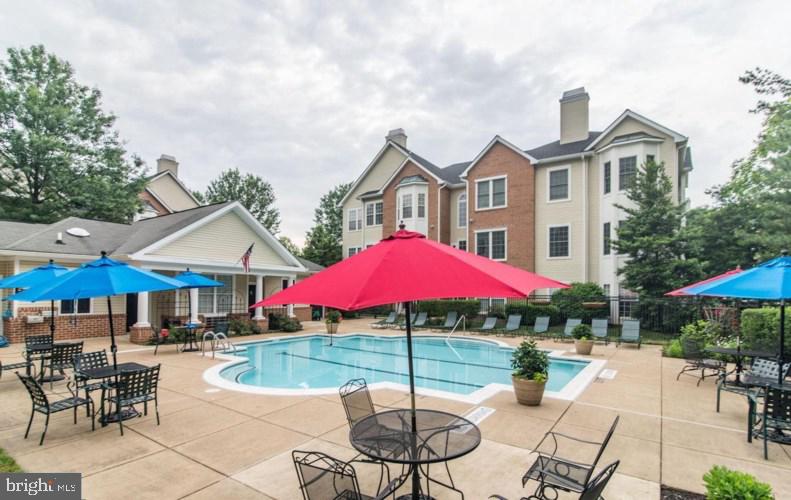 RANDOM HILLS - Residential Lease