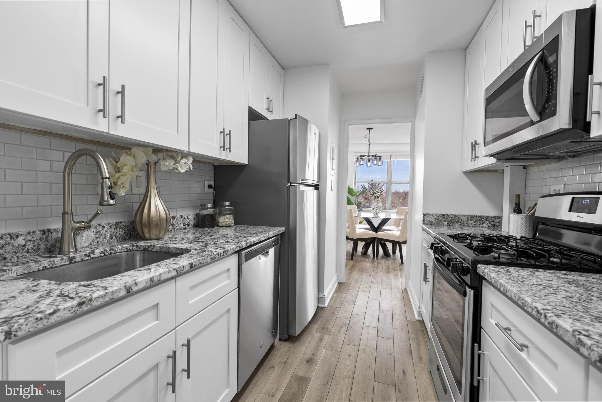 OAK HILL - Residential