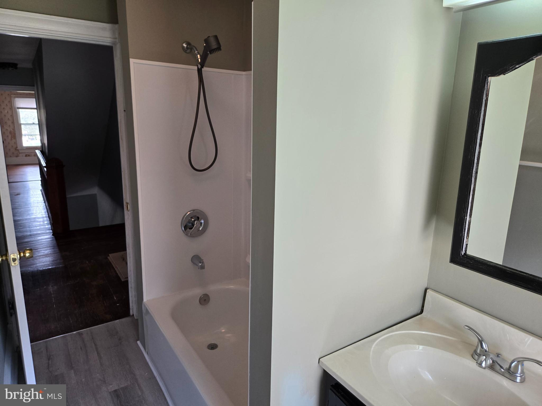 MECHANICSBURG BOROUGH - Residential Lease