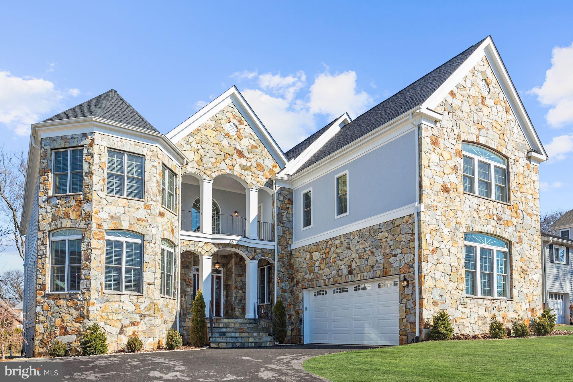 CHESTERBROOK GARDENS - Residential