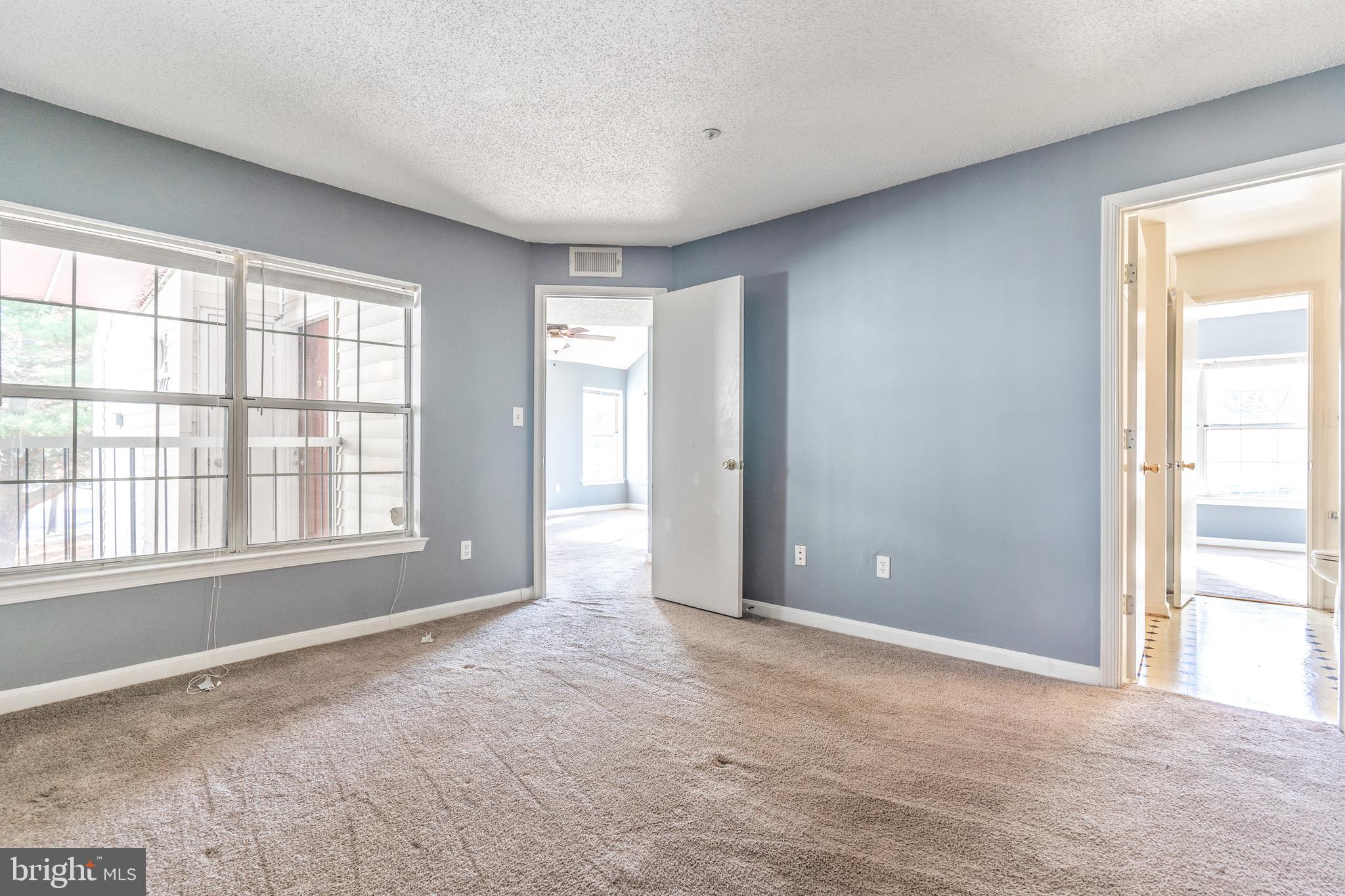 THE VISTAS - Residential Lease