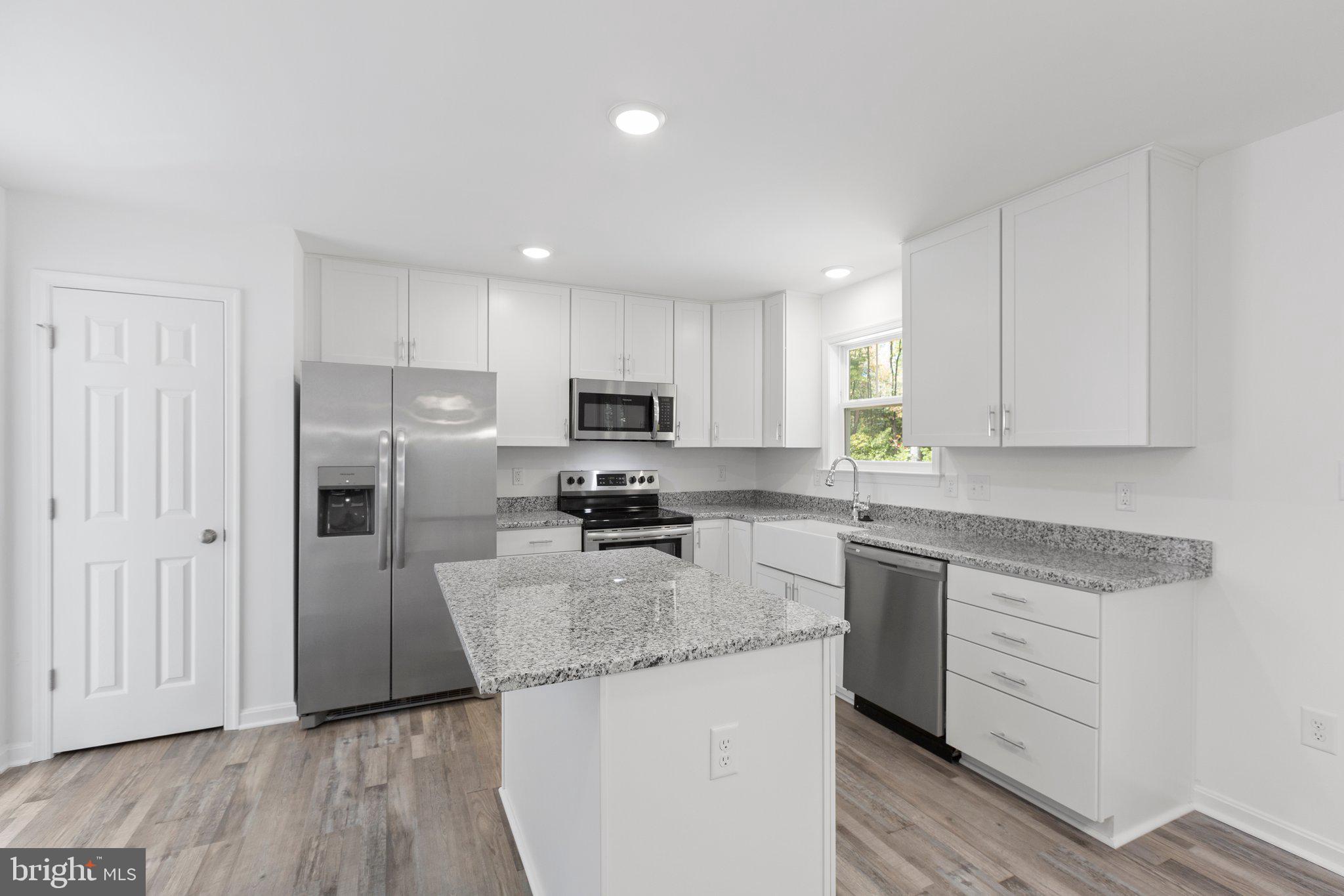 PLACID BAY ESTATES - Residential