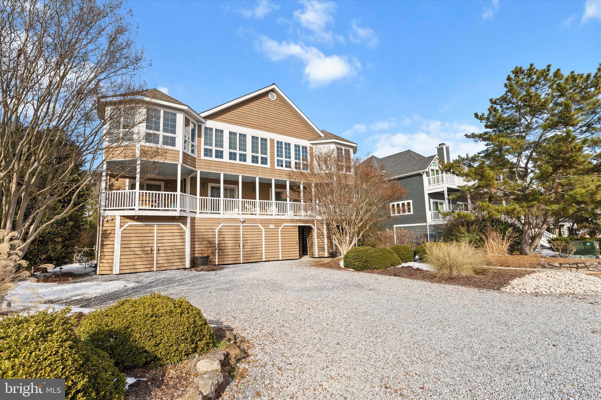 BREAKWATER BEACH - Residential