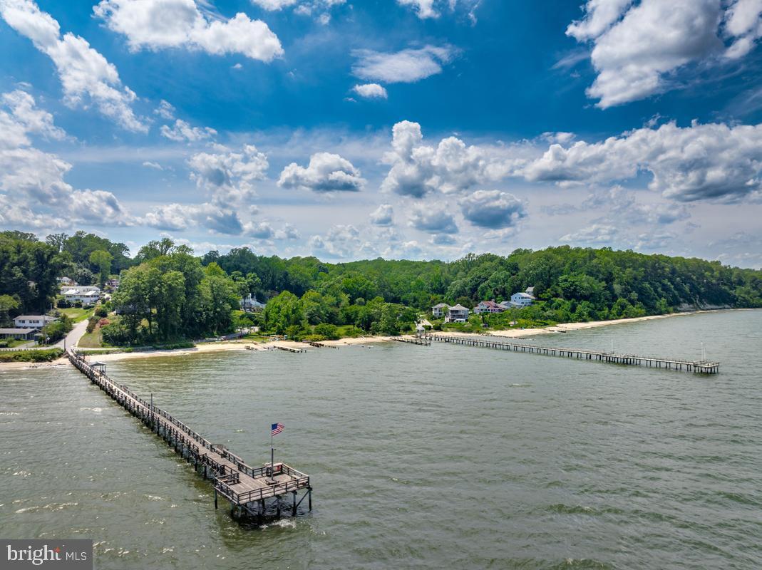 KENWOOD BEACH - Residential