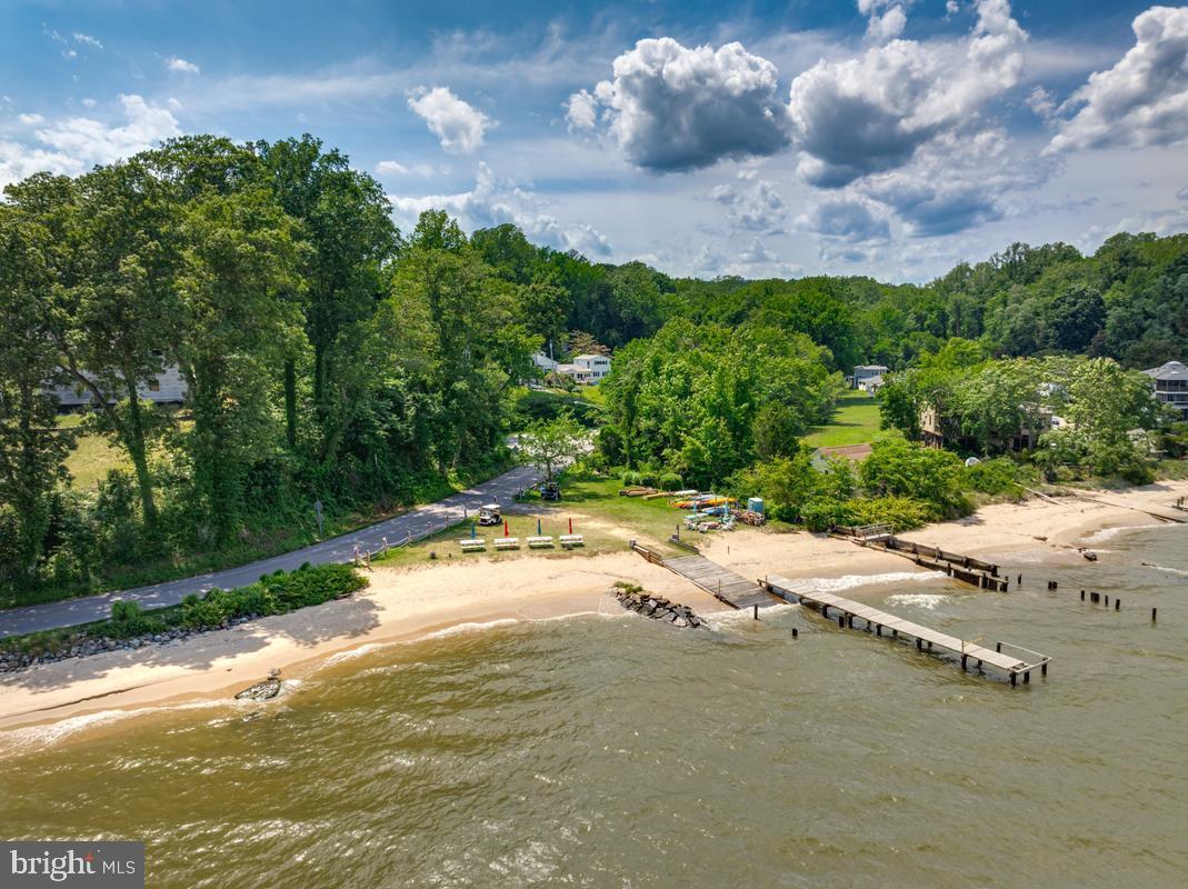 KENWOOD BEACH - Residential