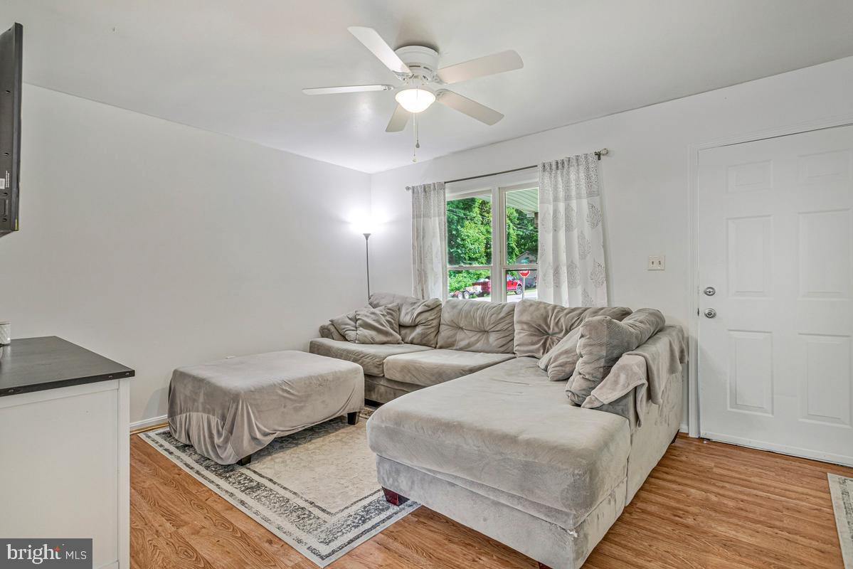 KENWOOD BEACH - Residential