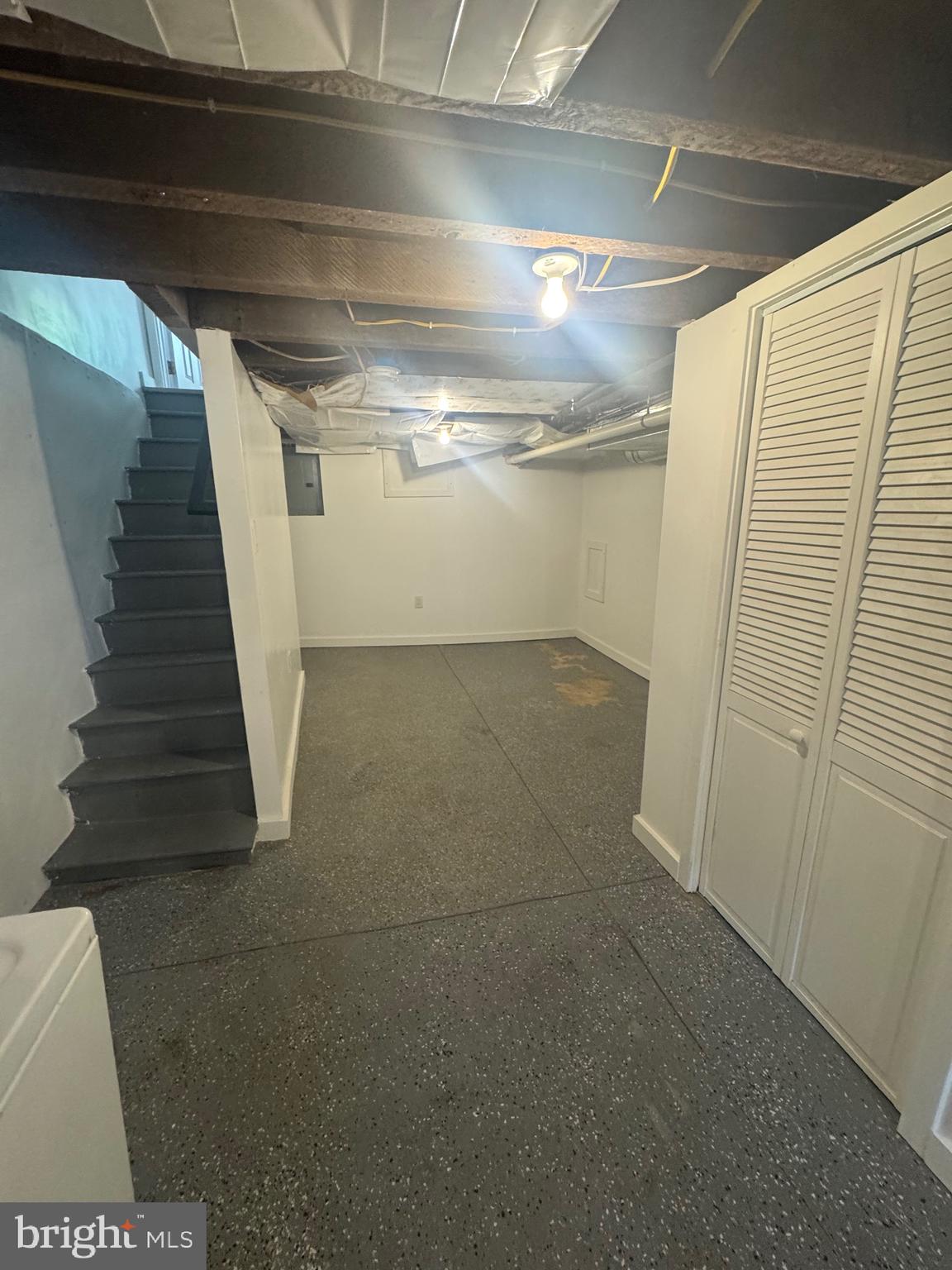 EAST KENSINGTON - Residential