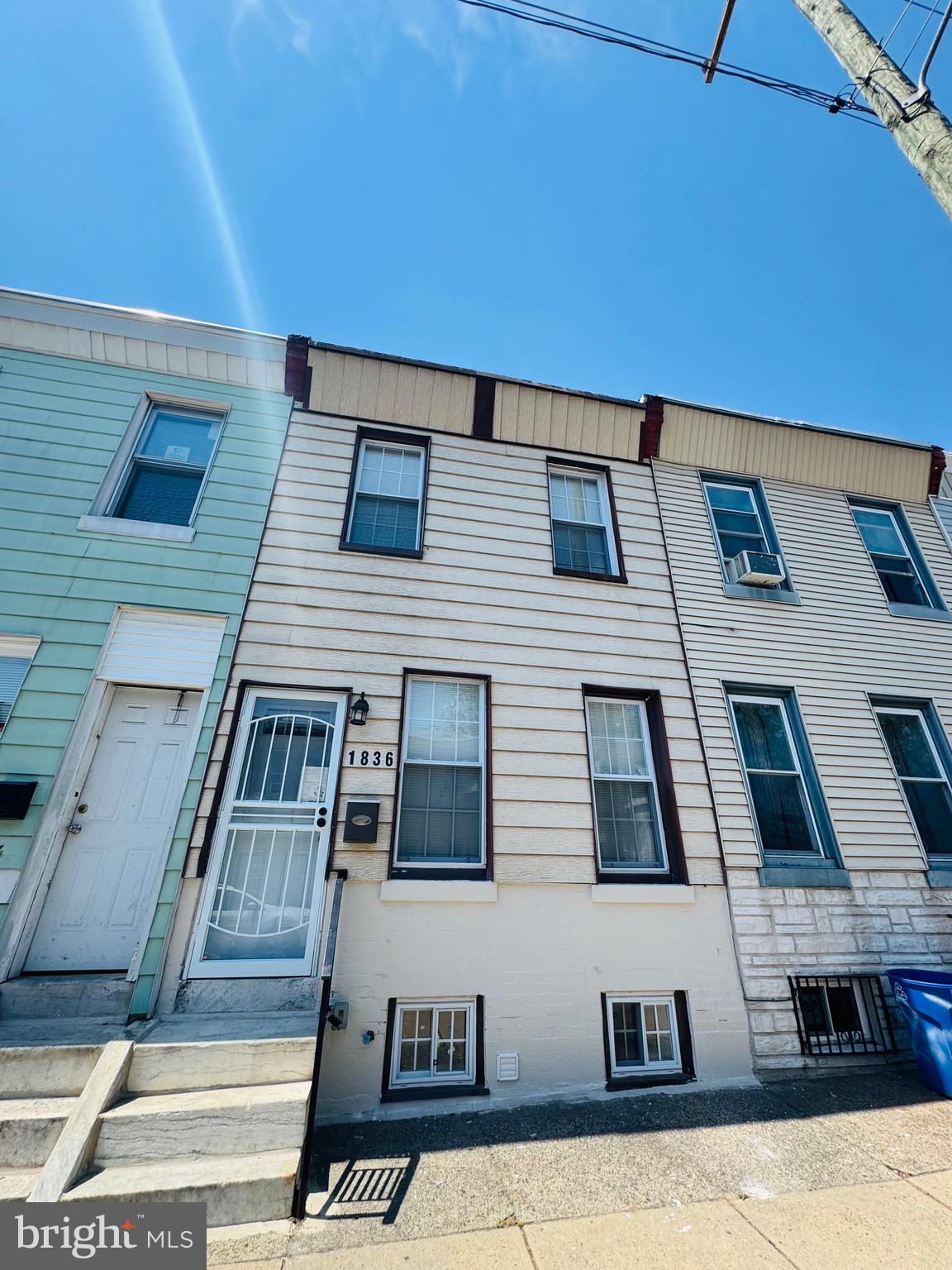 EAST KENSINGTON - Residential