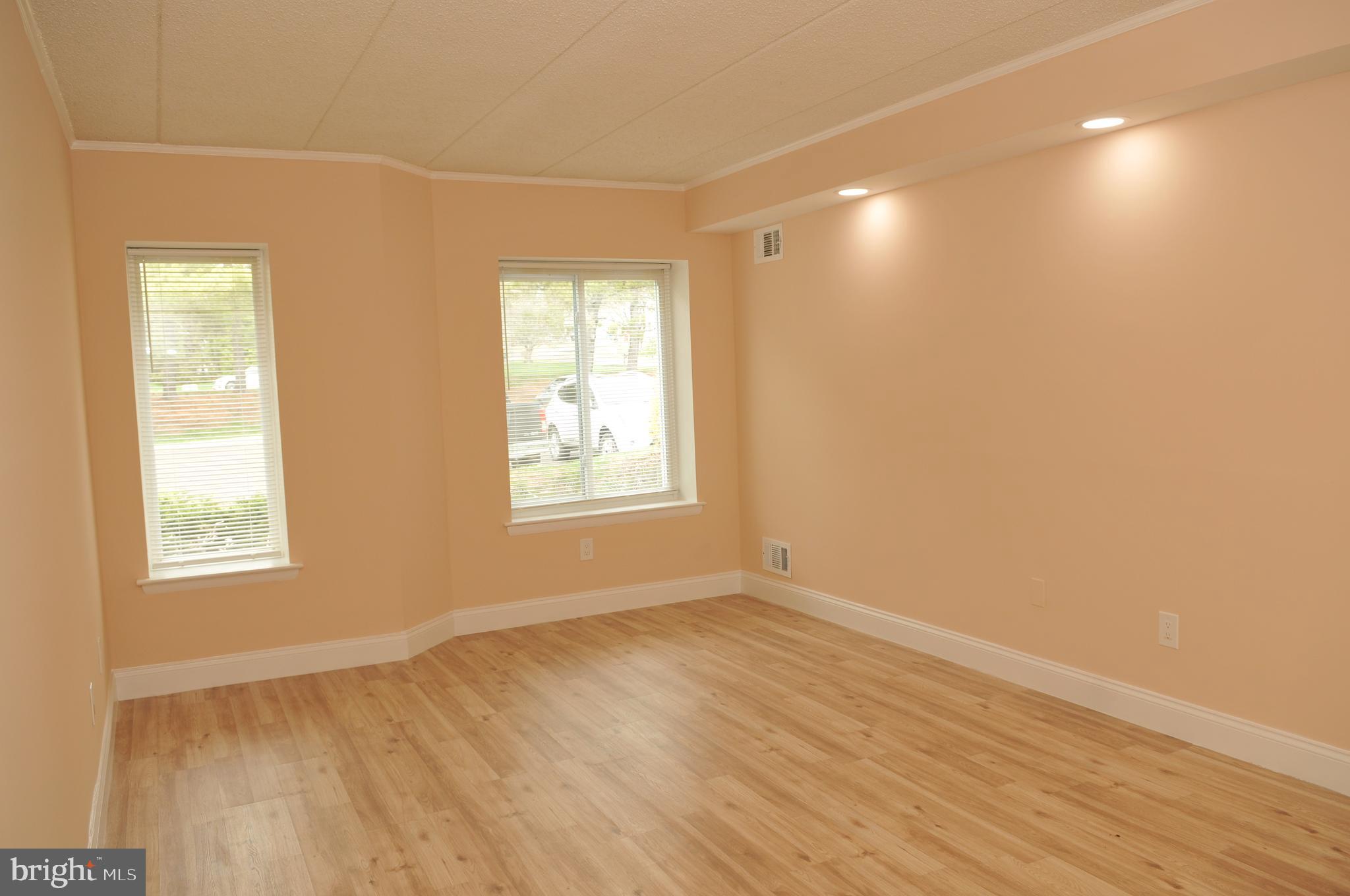 LIBERTY SQUARE - Residential Lease