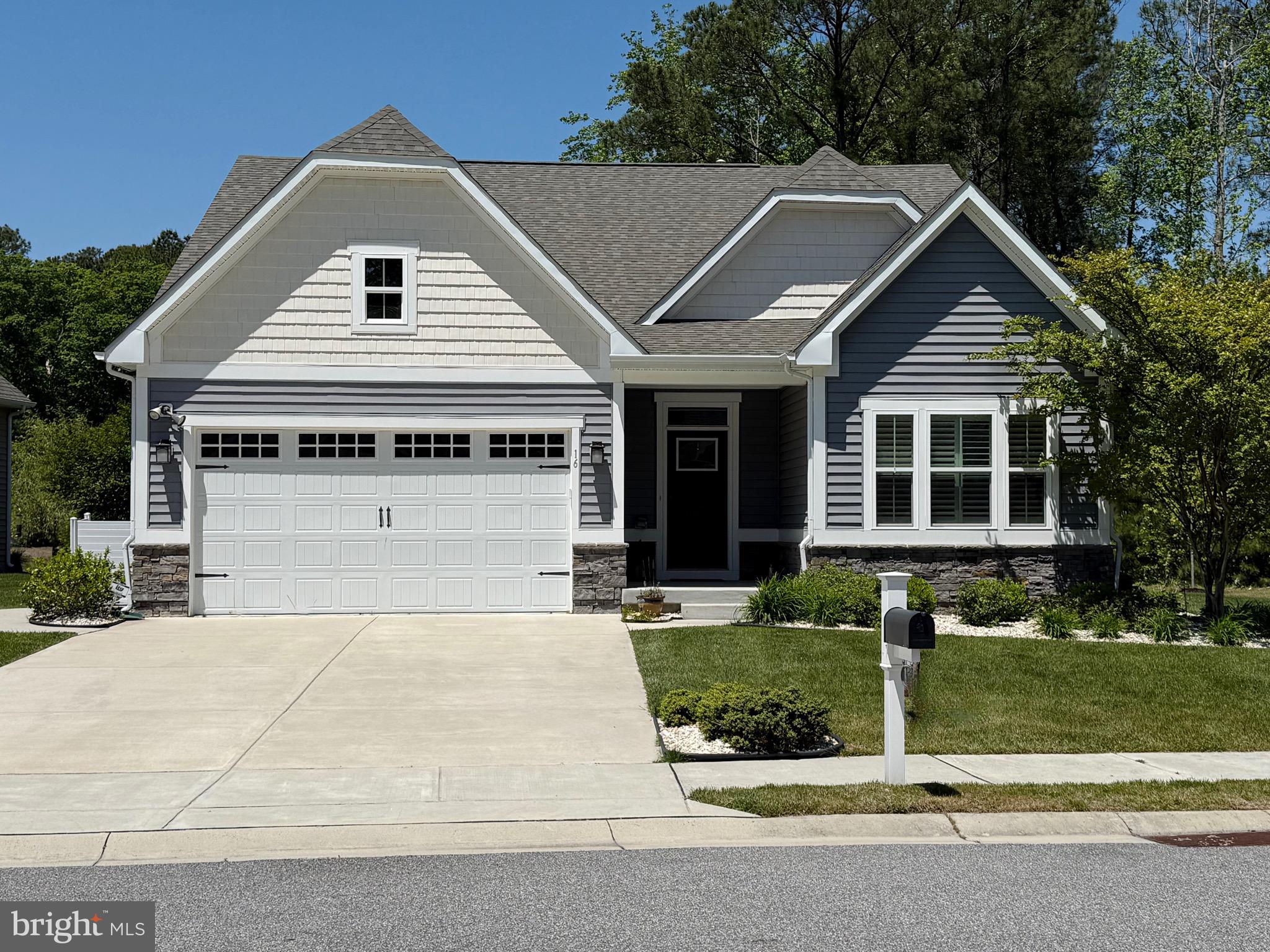 SILVER WOODS - Residential