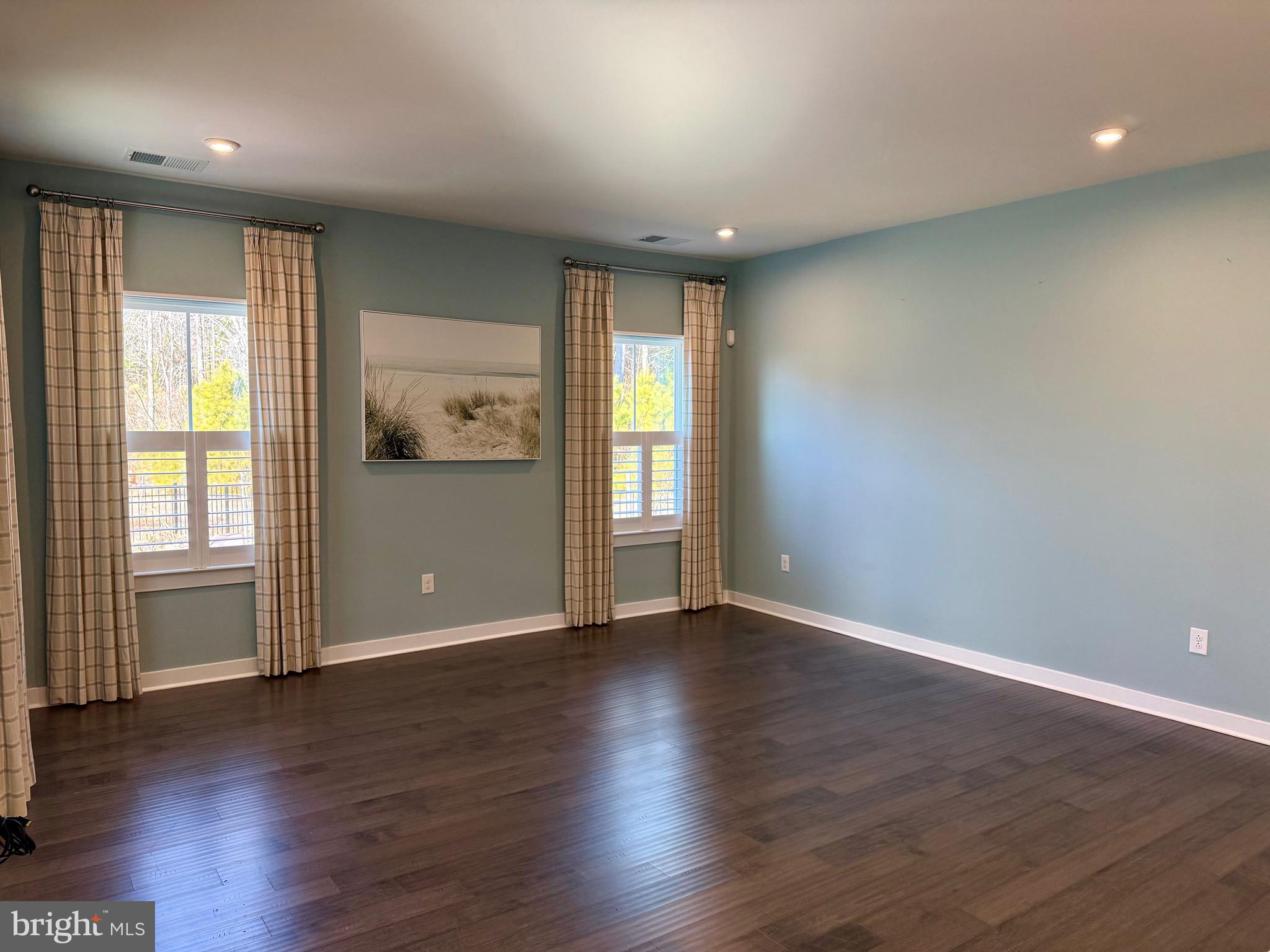 SILVER WOODS - Residential