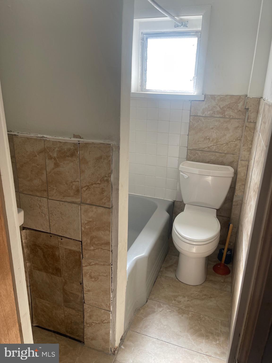 PHILADELPHIA (WEST) - Residential