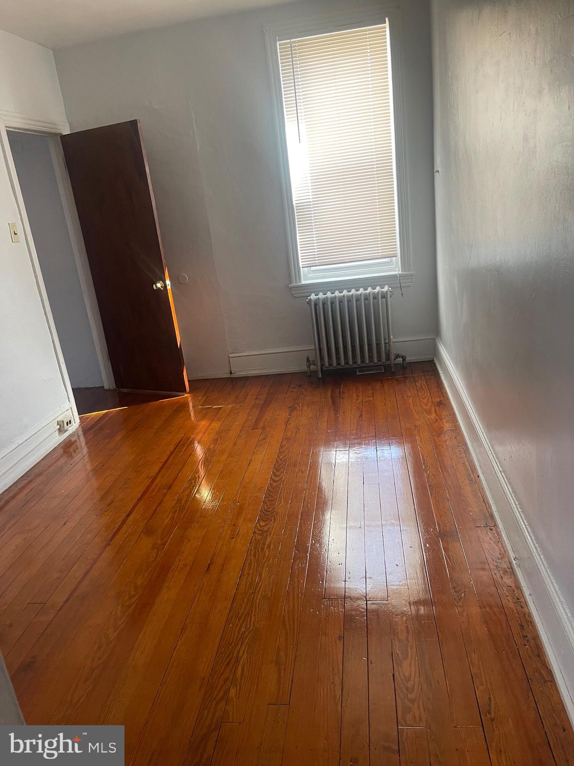 PHILADELPHIA (WEST) - Residential