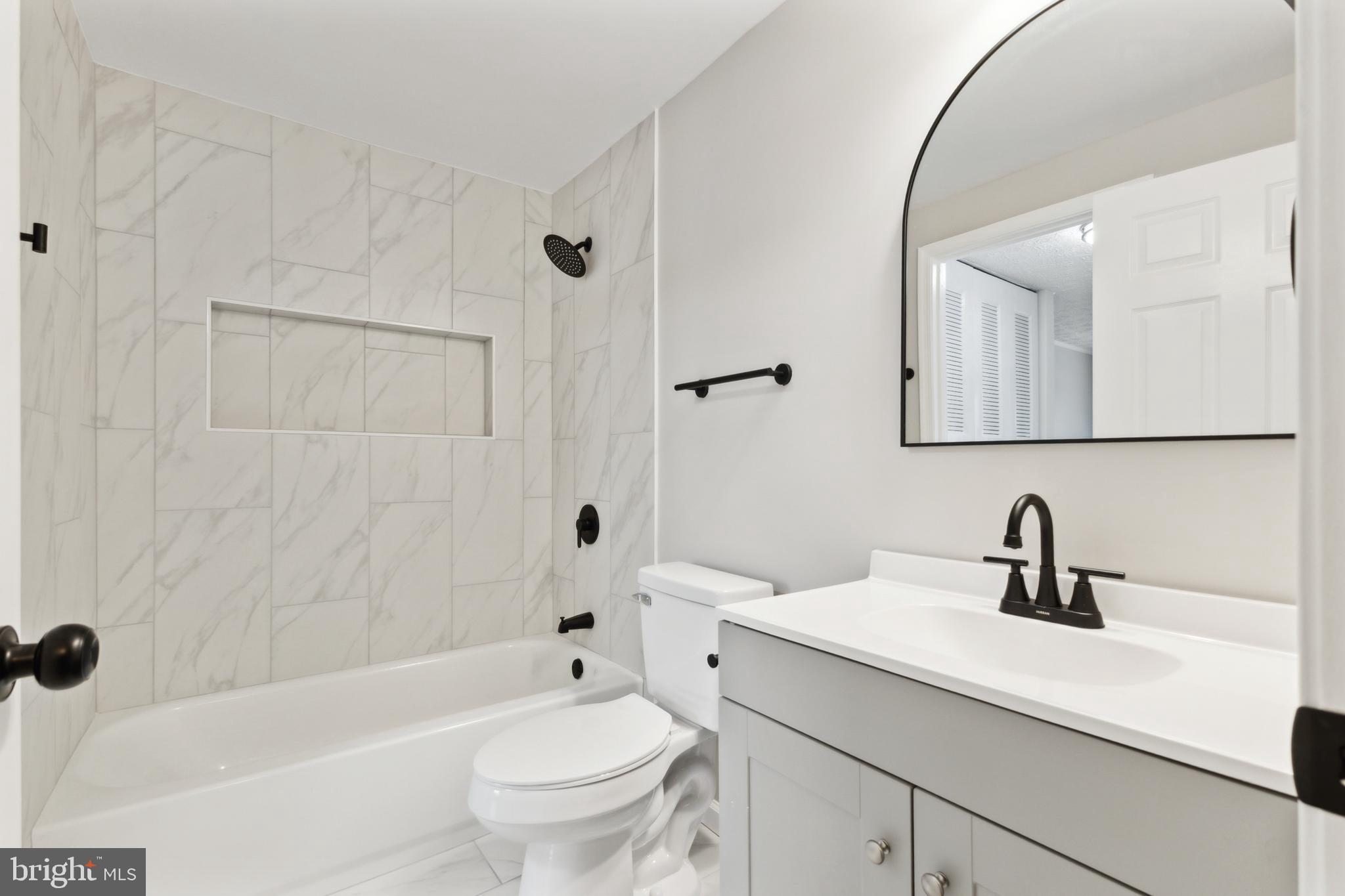 NEWINGTON FOREST - Residential