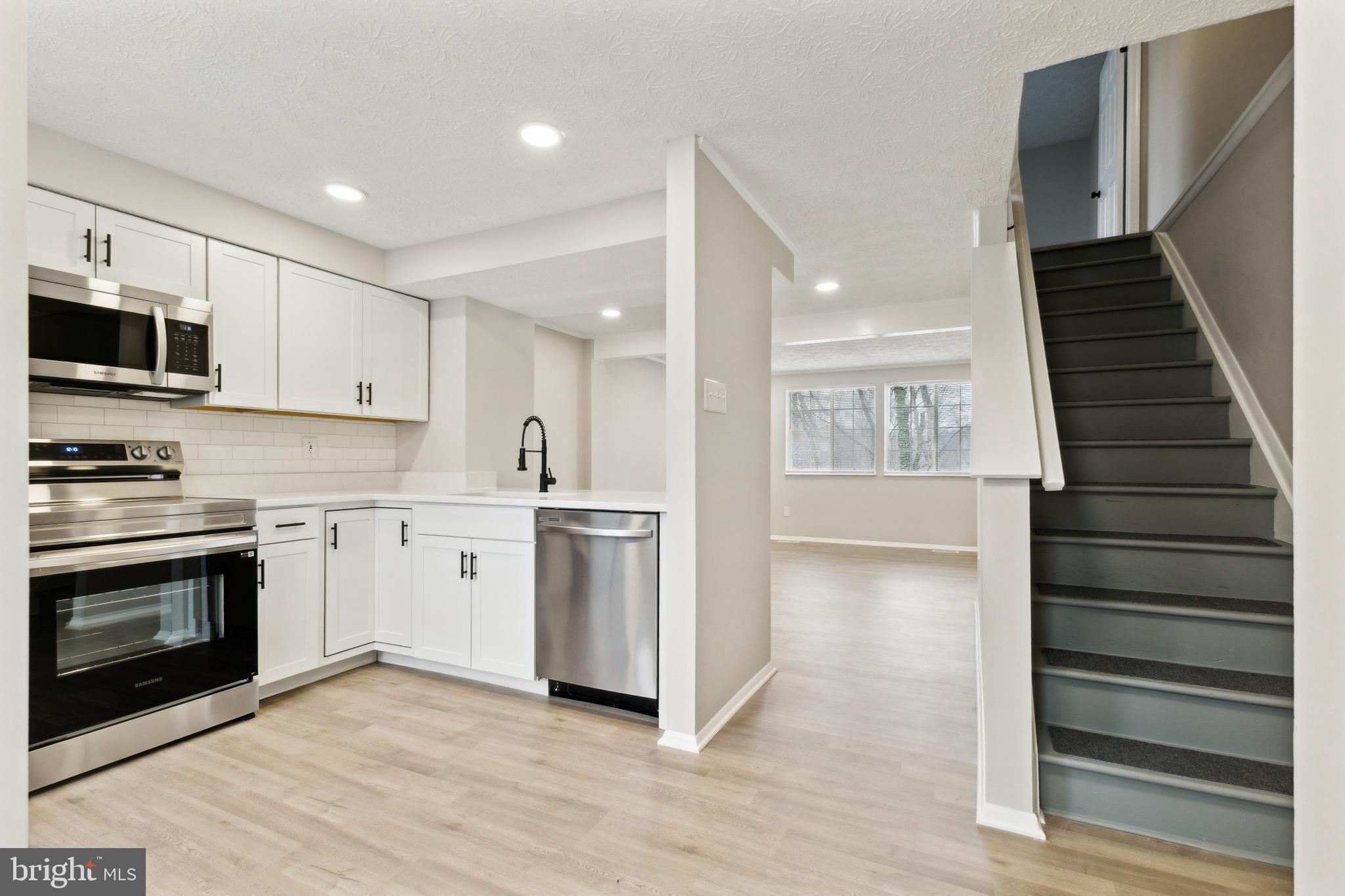 NEWINGTON FOREST - Residential