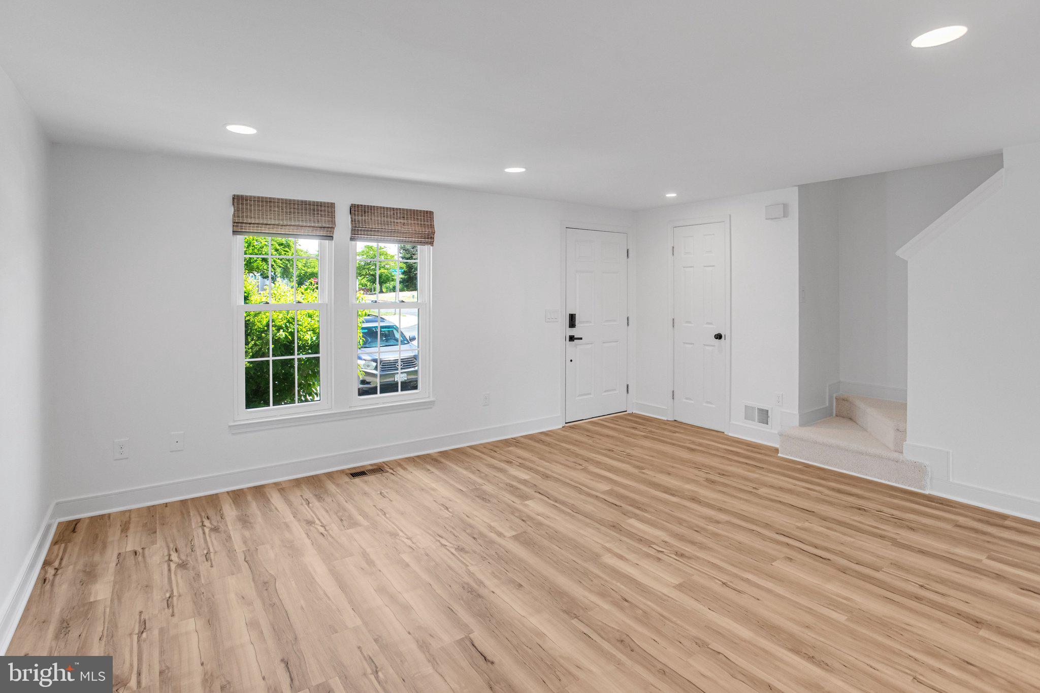 PRINCETON WOODS - Residential