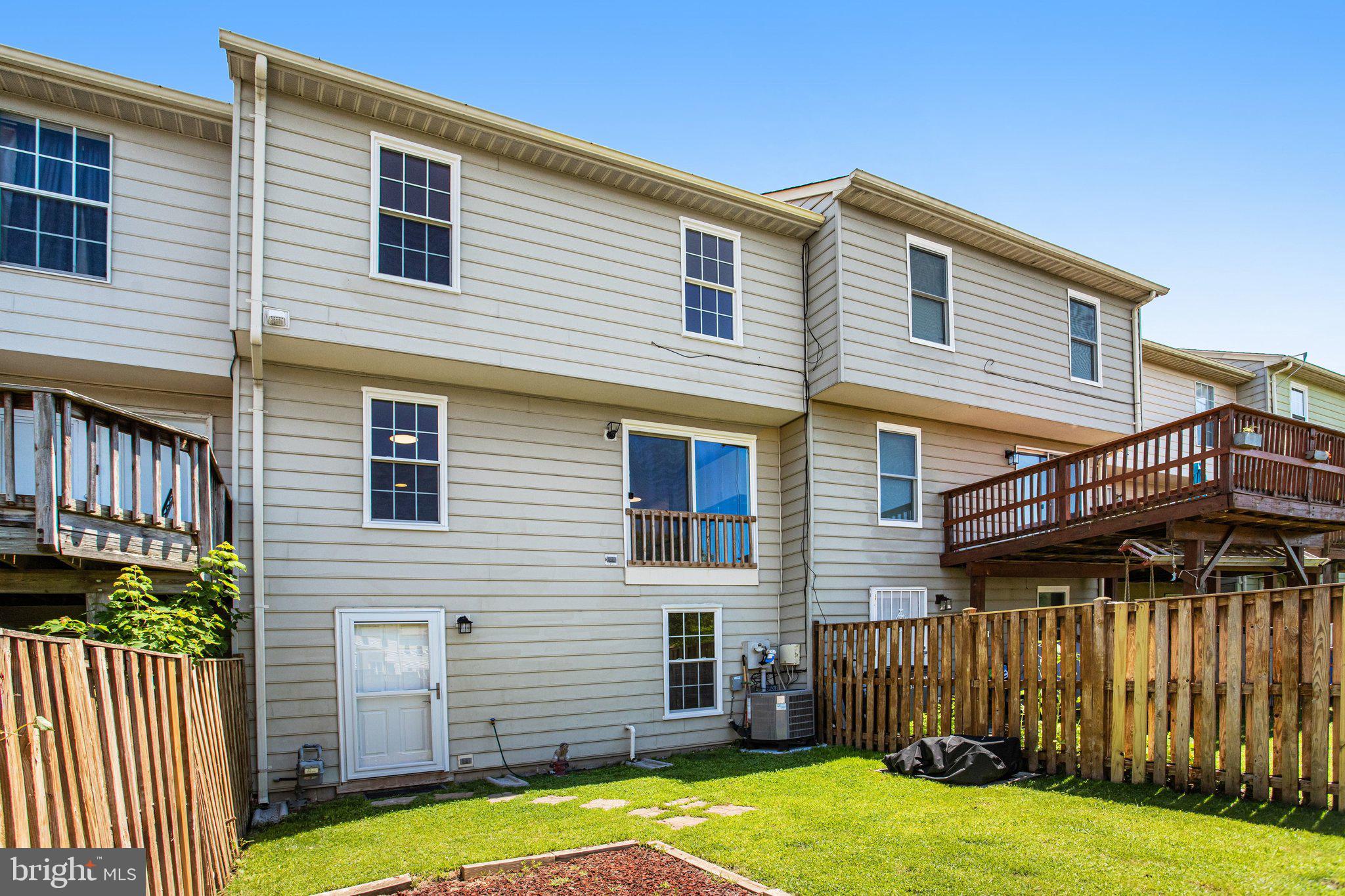 PRINCETON WOODS - Residential