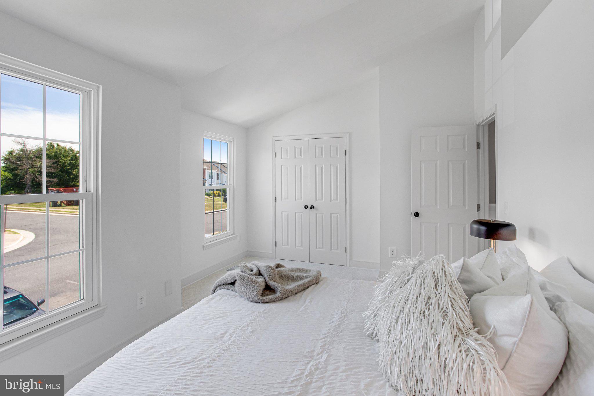 PRINCETON WOODS - Residential