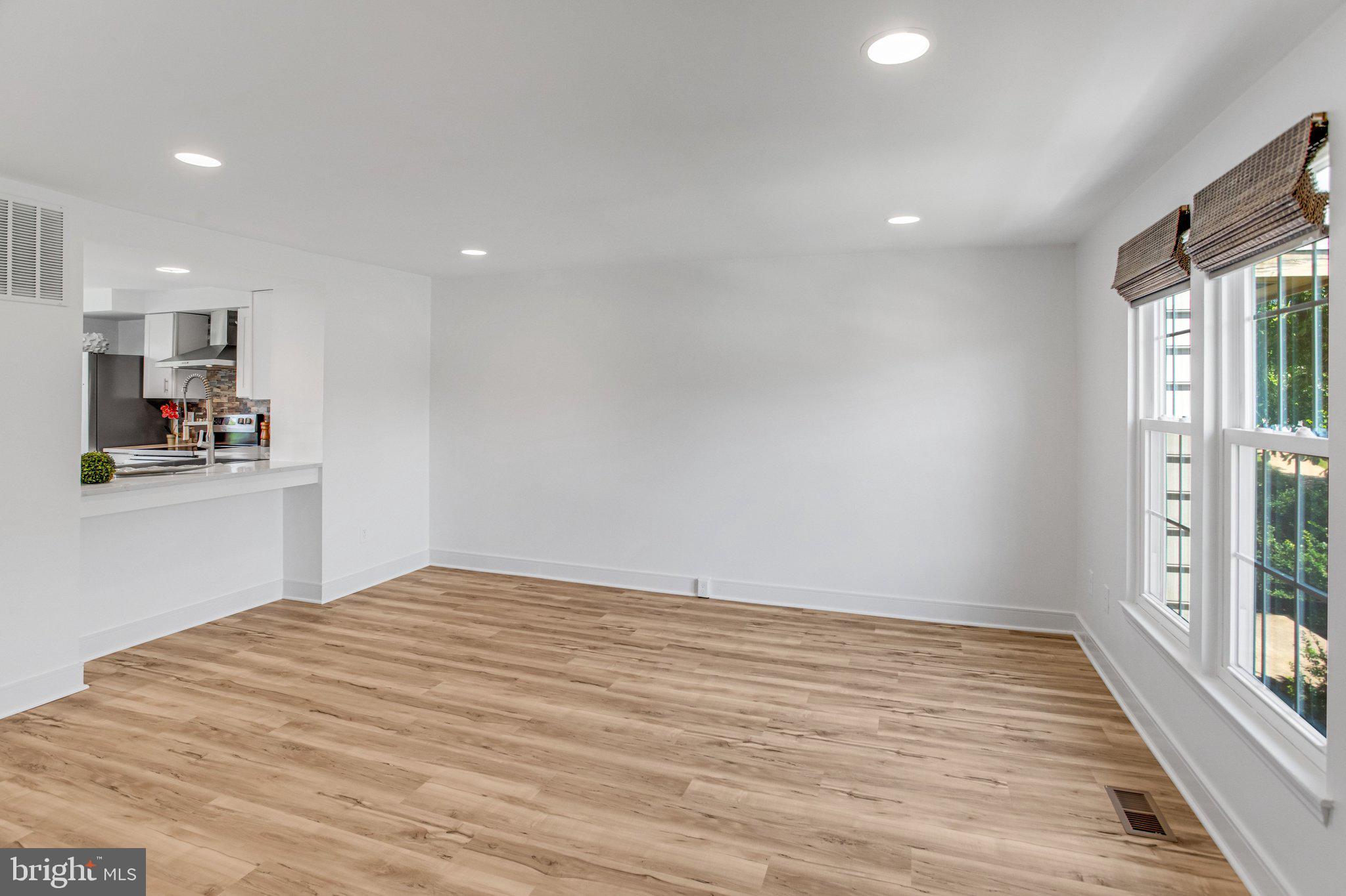 PRINCETON WOODS - Residential