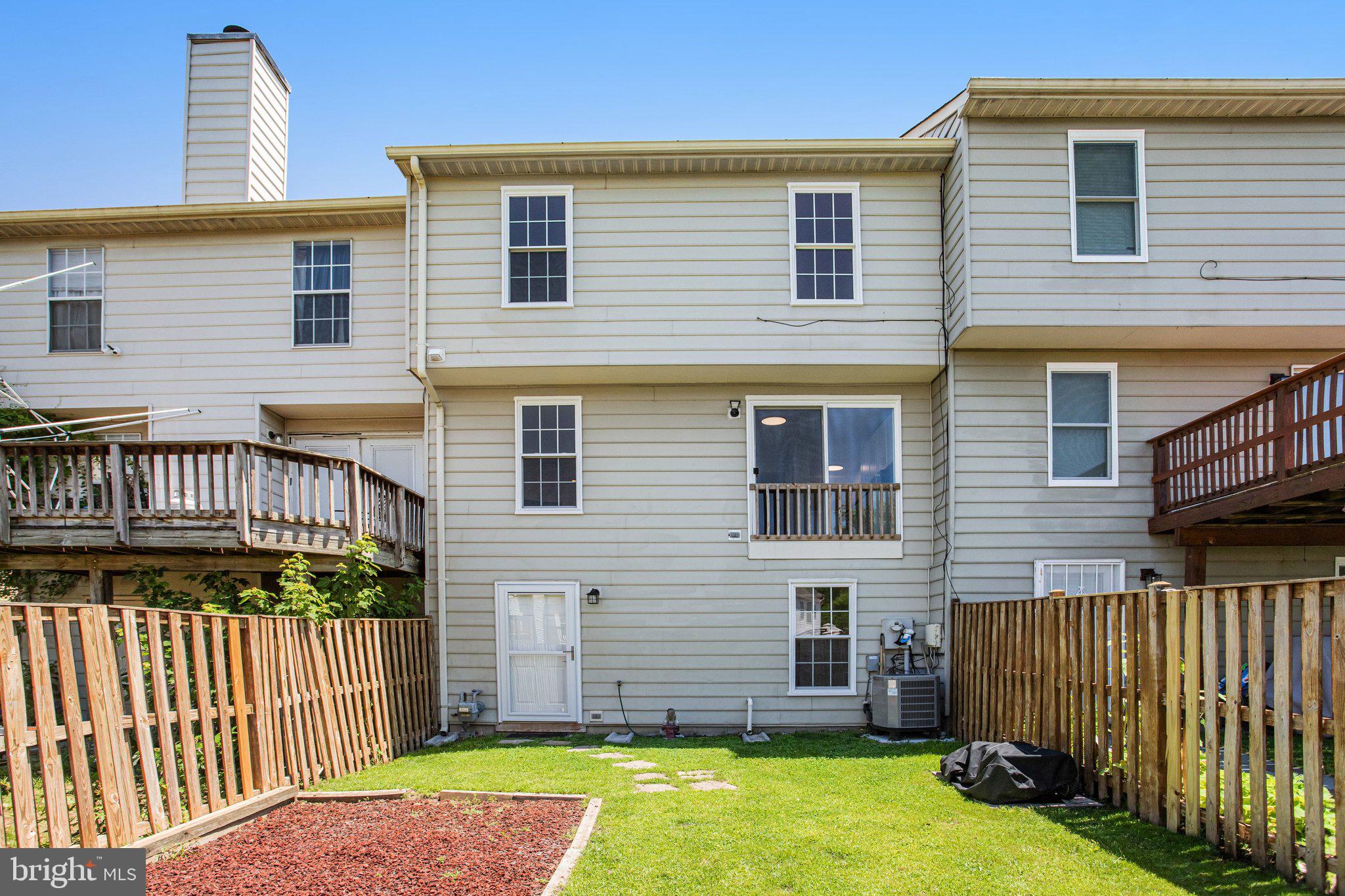 PRINCETON WOODS - Residential