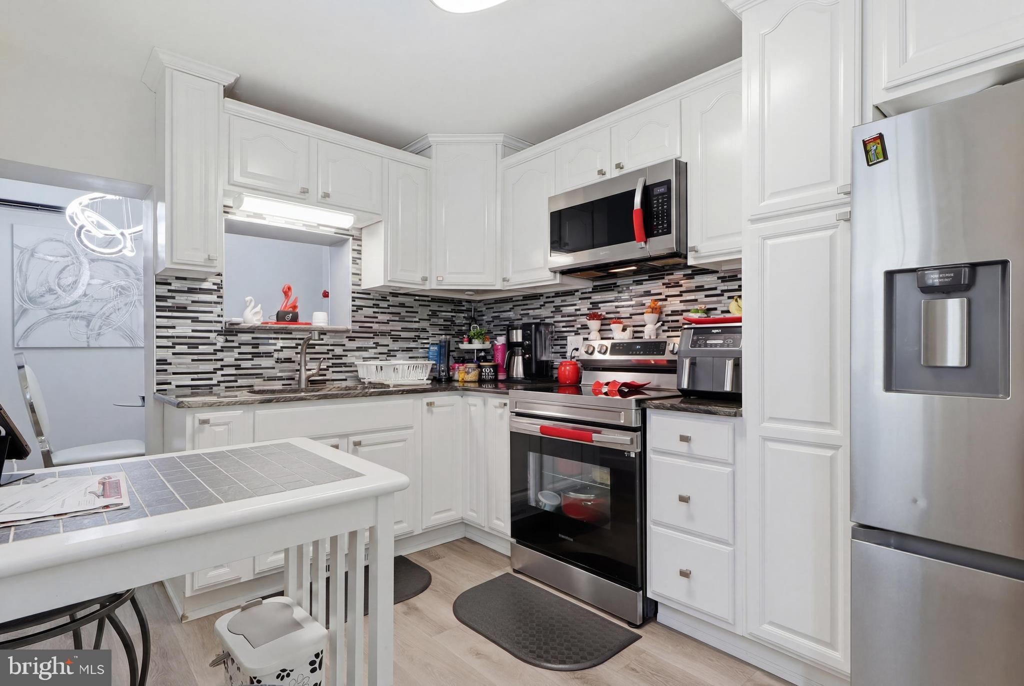 EAST PENNSBORO - Residential
