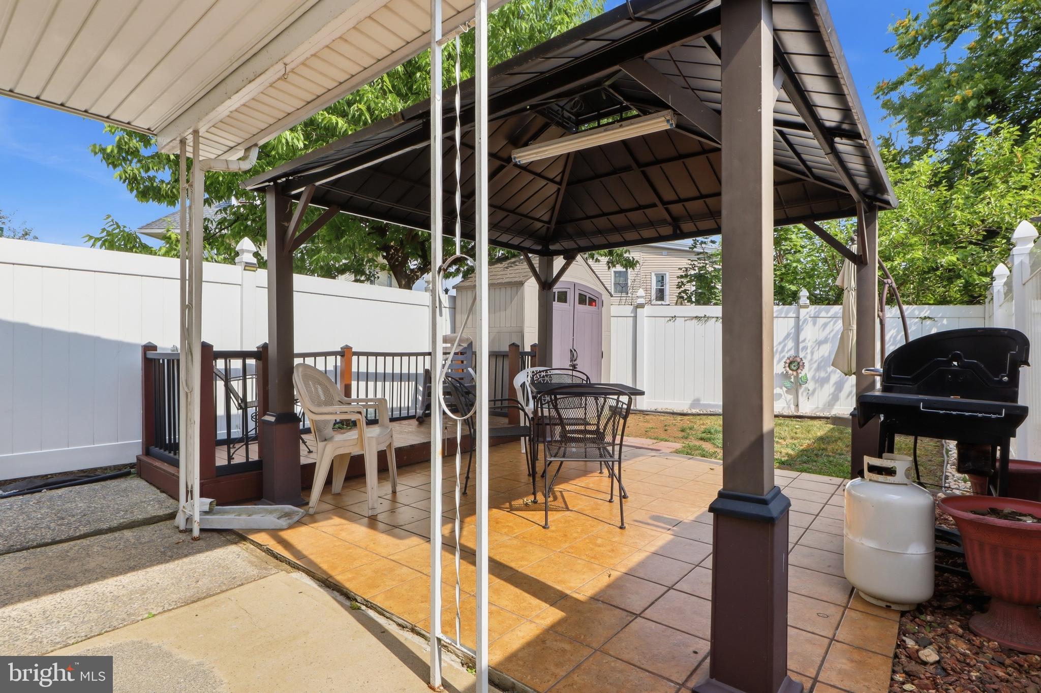 EAST PENNSBORO - Residential