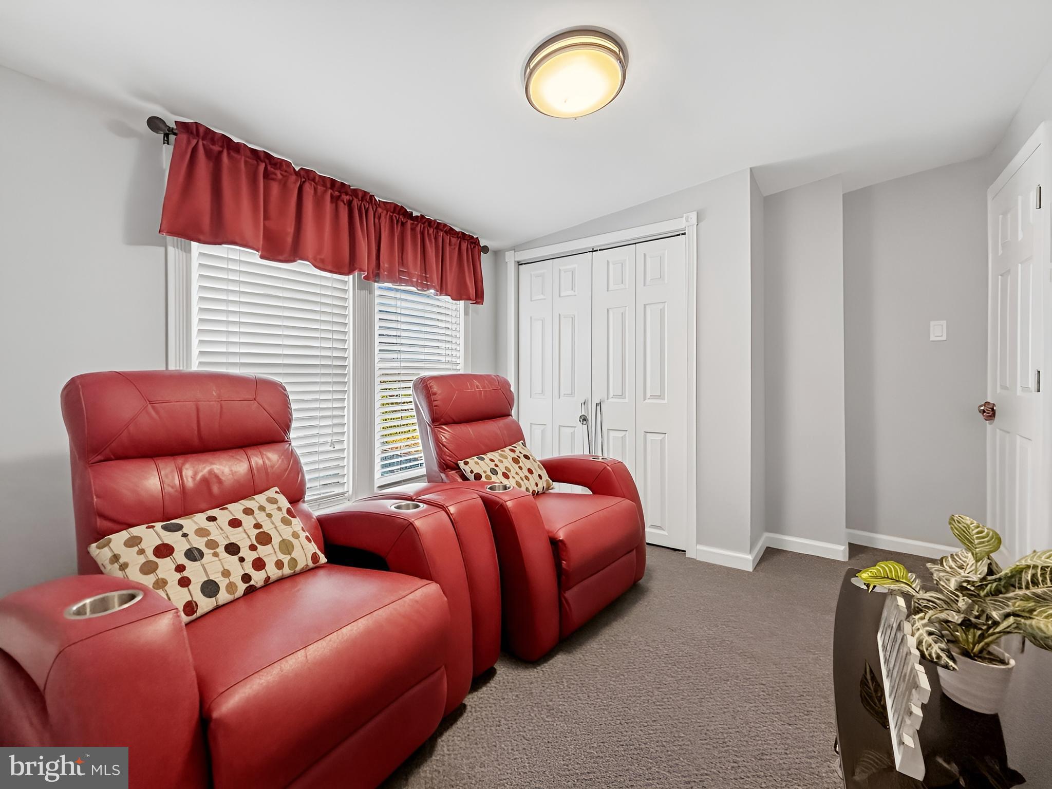 EAST PENNSBORO - Residential