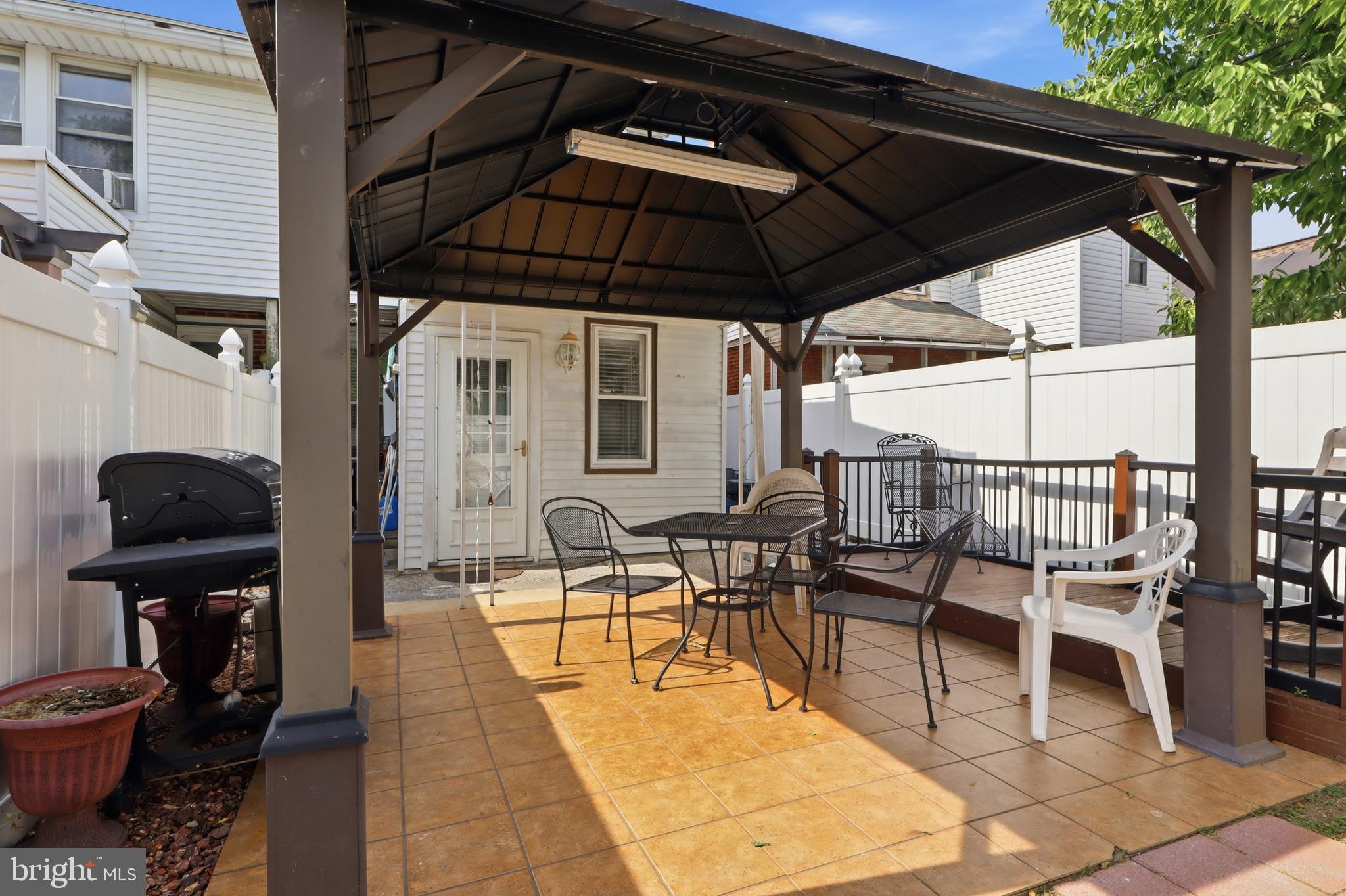 EAST PENNSBORO - Residential
