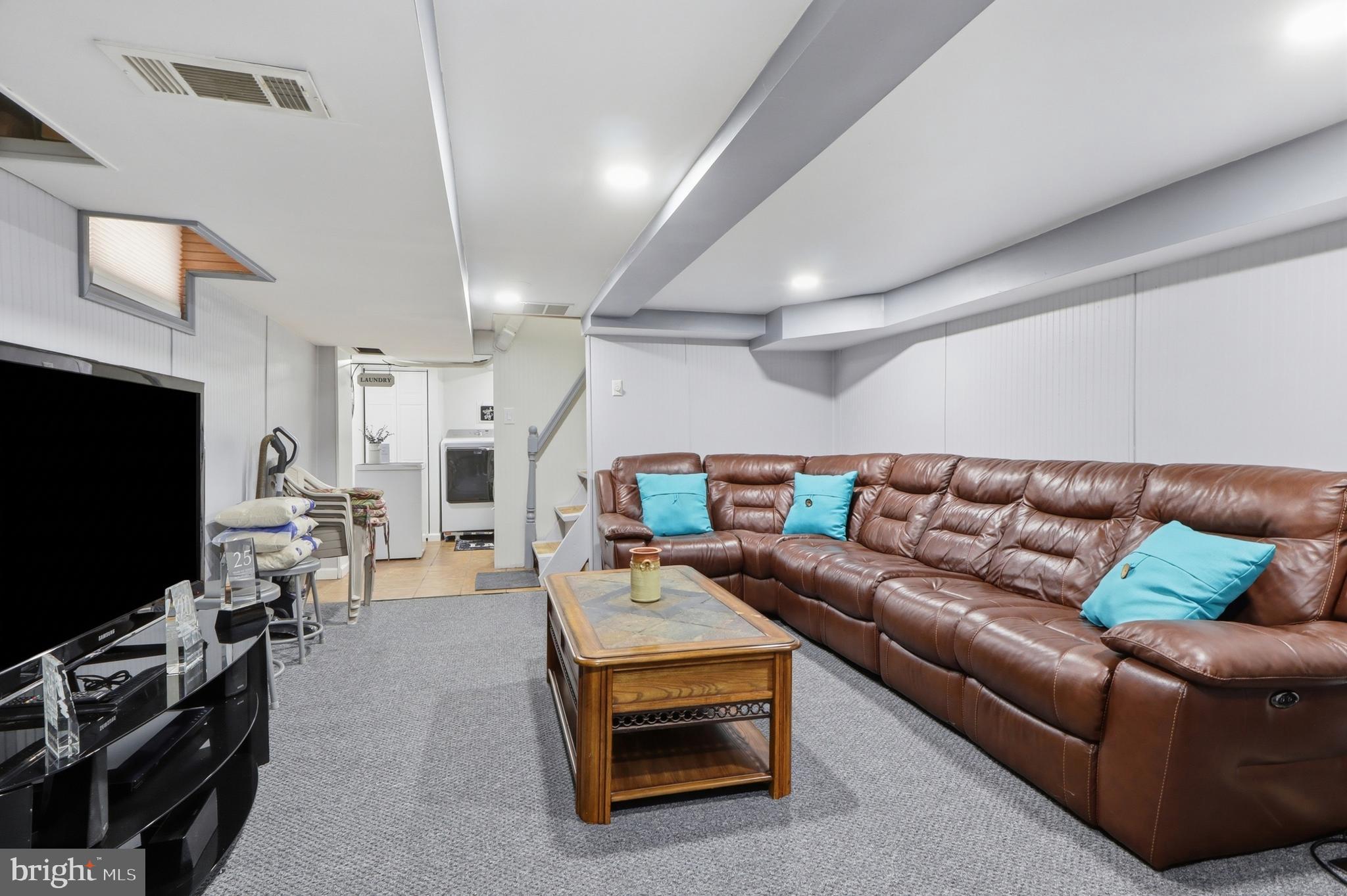 EAST PENNSBORO - Residential