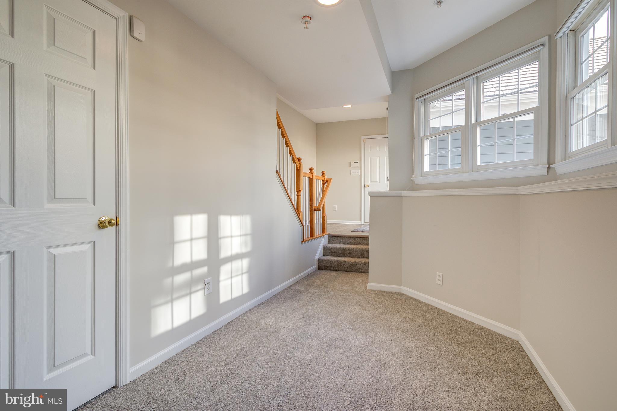 KENTLANDS MIDTOWN - Residential