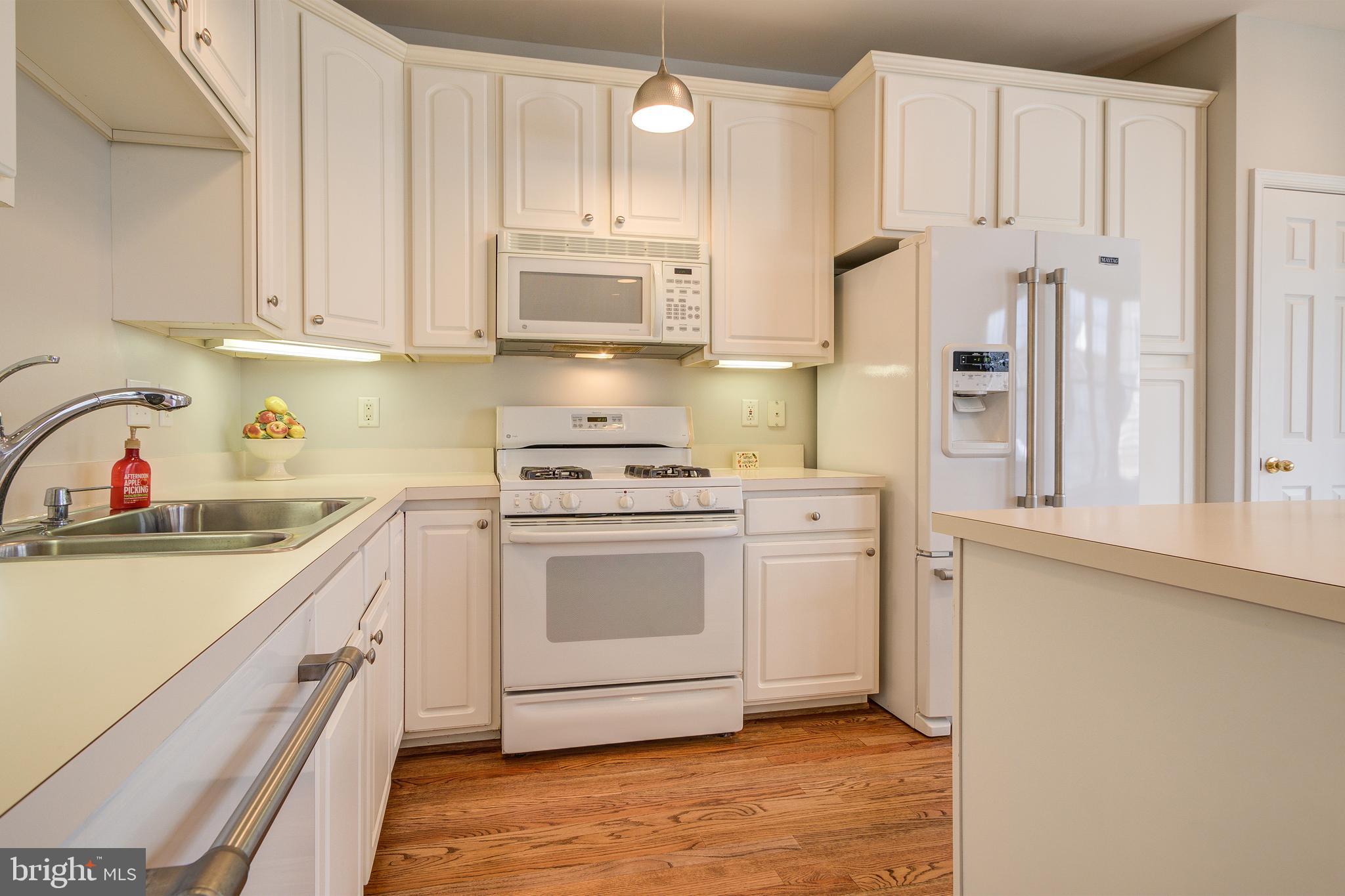 KENTLANDS MIDTOWN - Residential