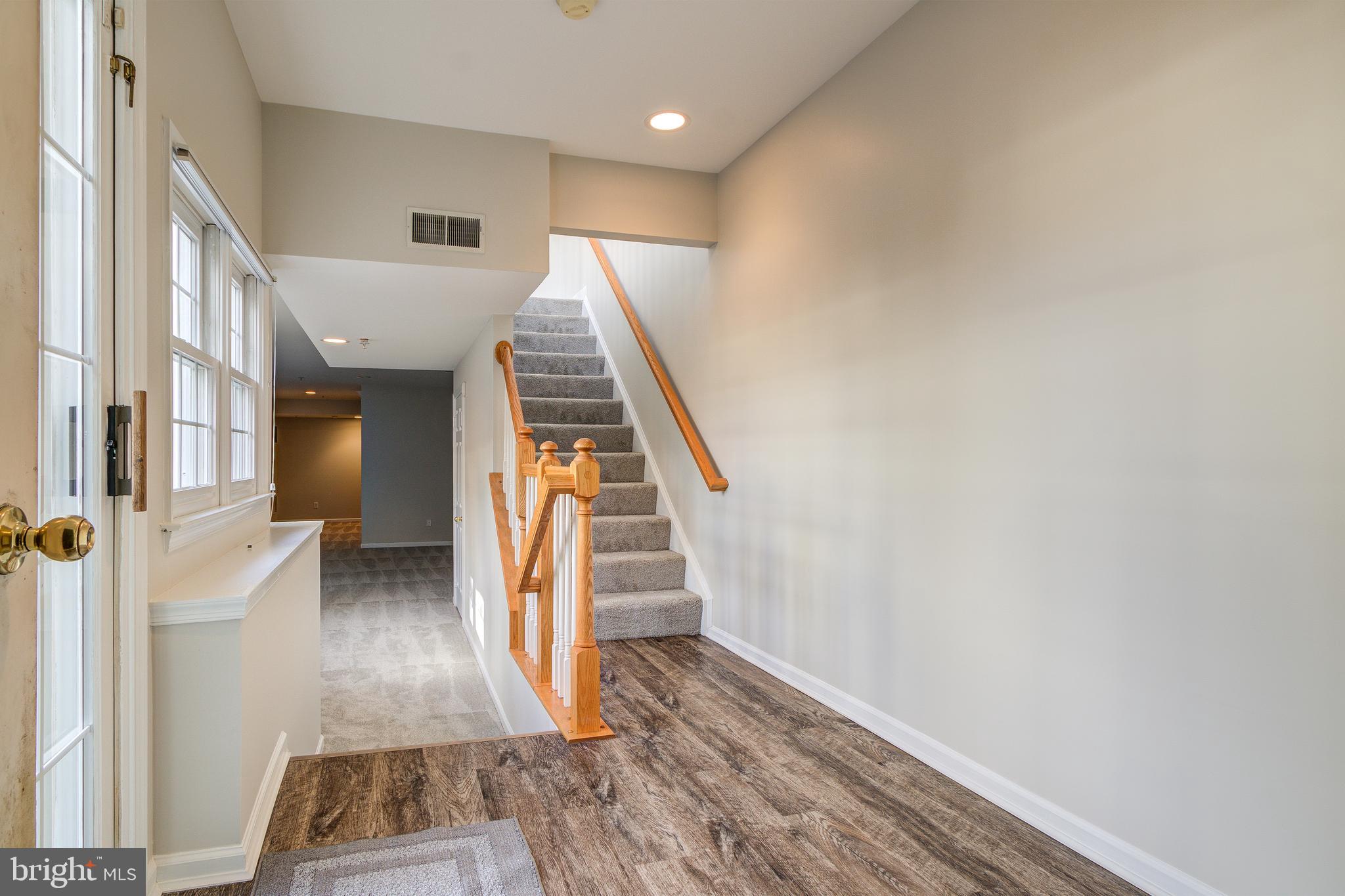 KENTLANDS MIDTOWN - Residential