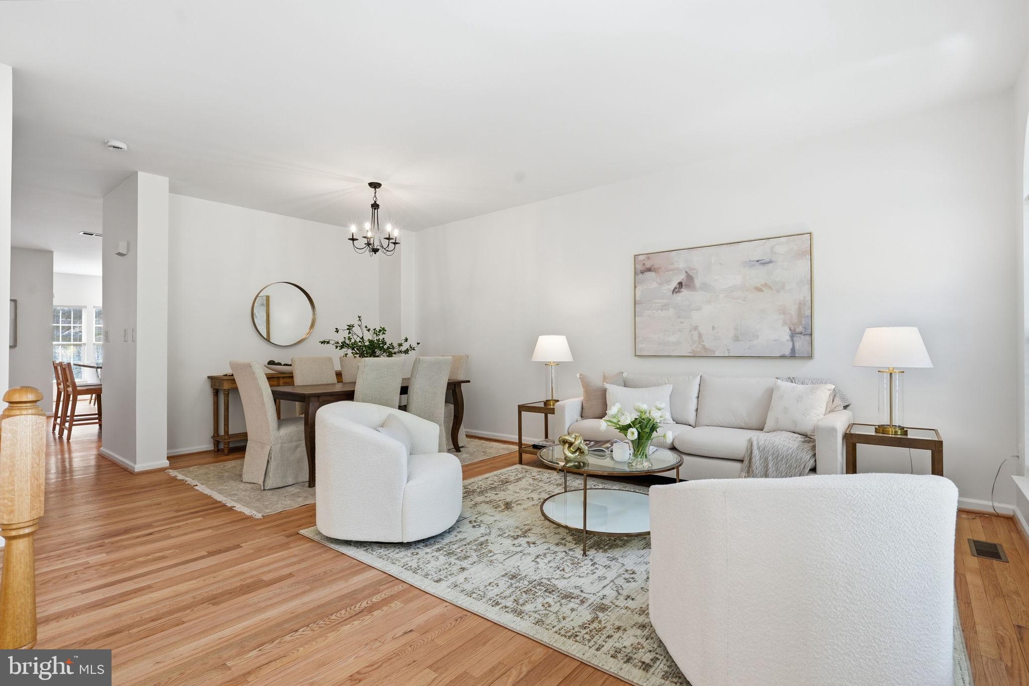 SOUTH RIDING - Residential