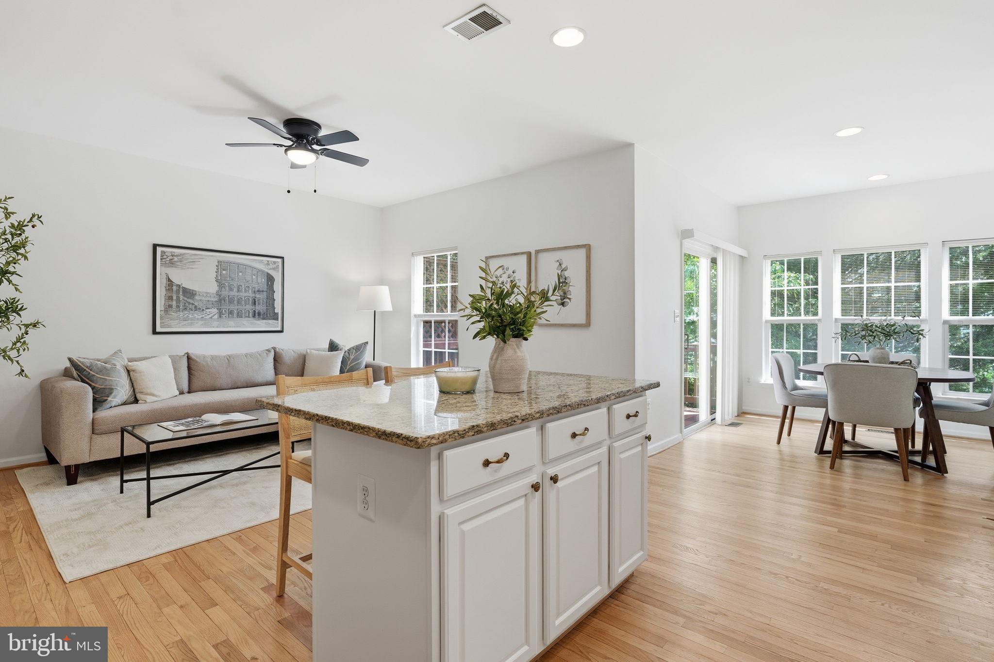 SOUTH RIDING - Residential