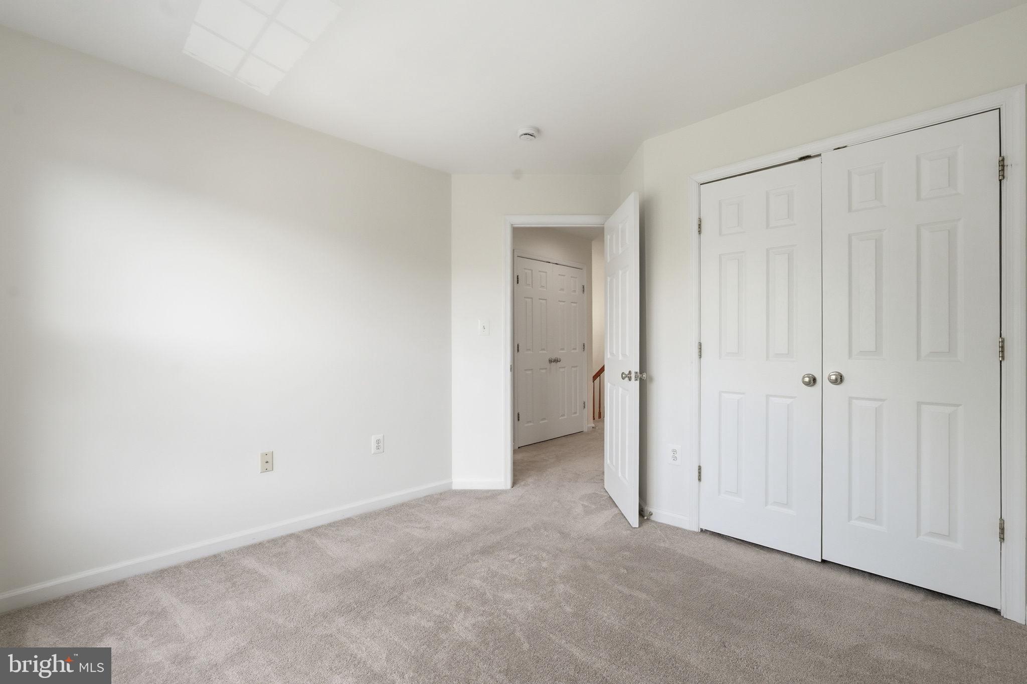 SOUTH RIDING - Residential